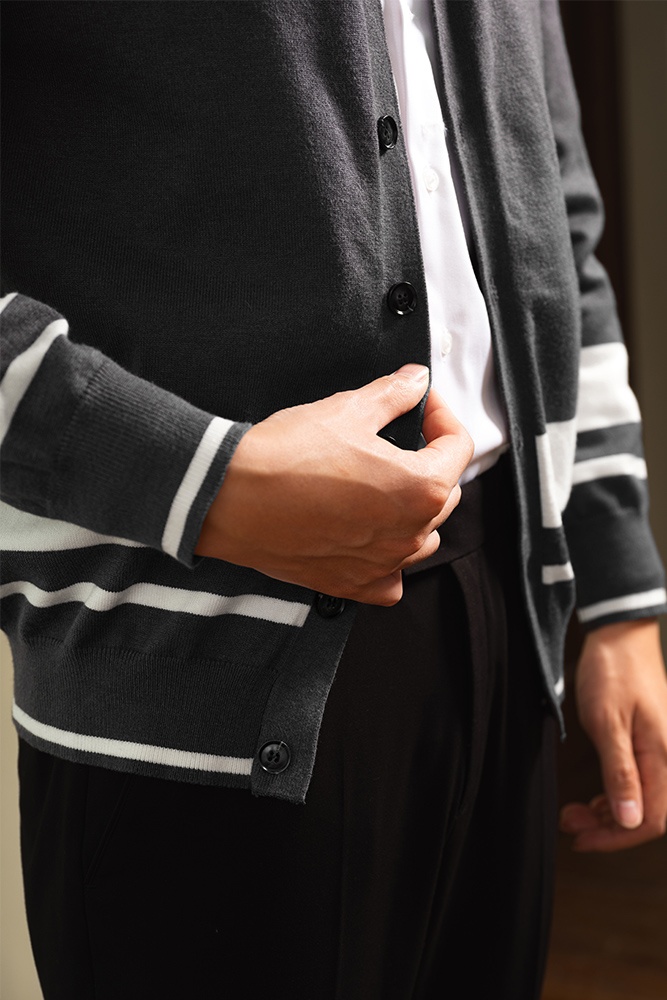 Áo Len Cardigan Ghi Đậm ALD.266
