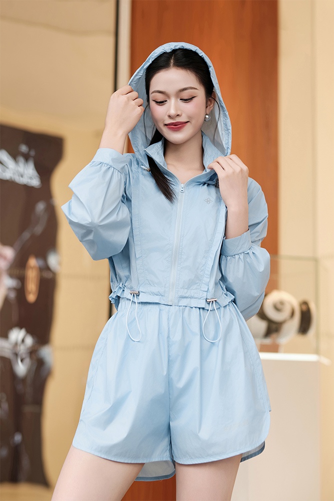 Bộ Gió Thể Thao Nữ GBT.013