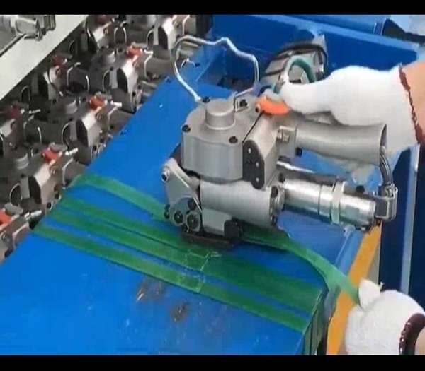 Máy đóng đai bản tự động