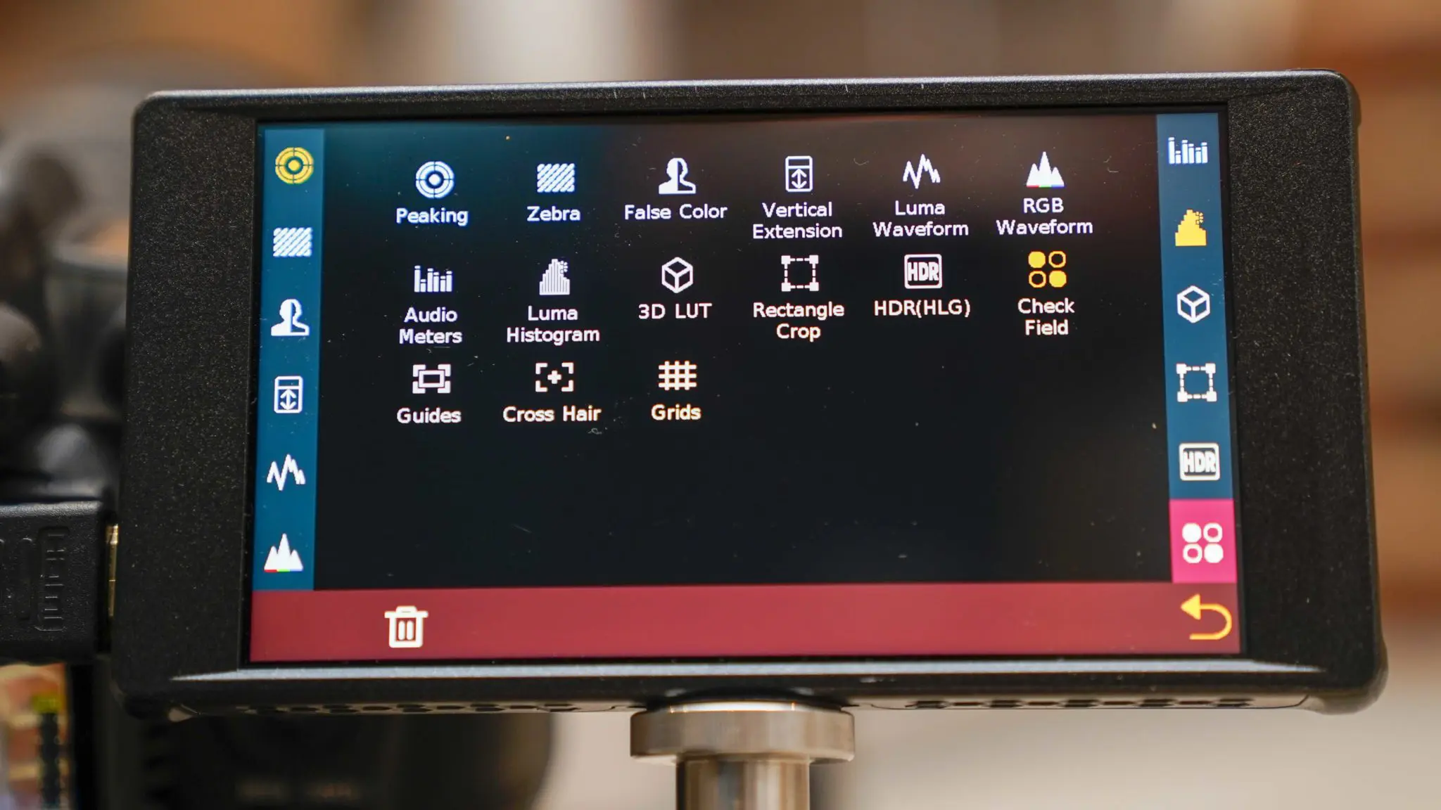 Đánh giá màn hình Portkey PT6