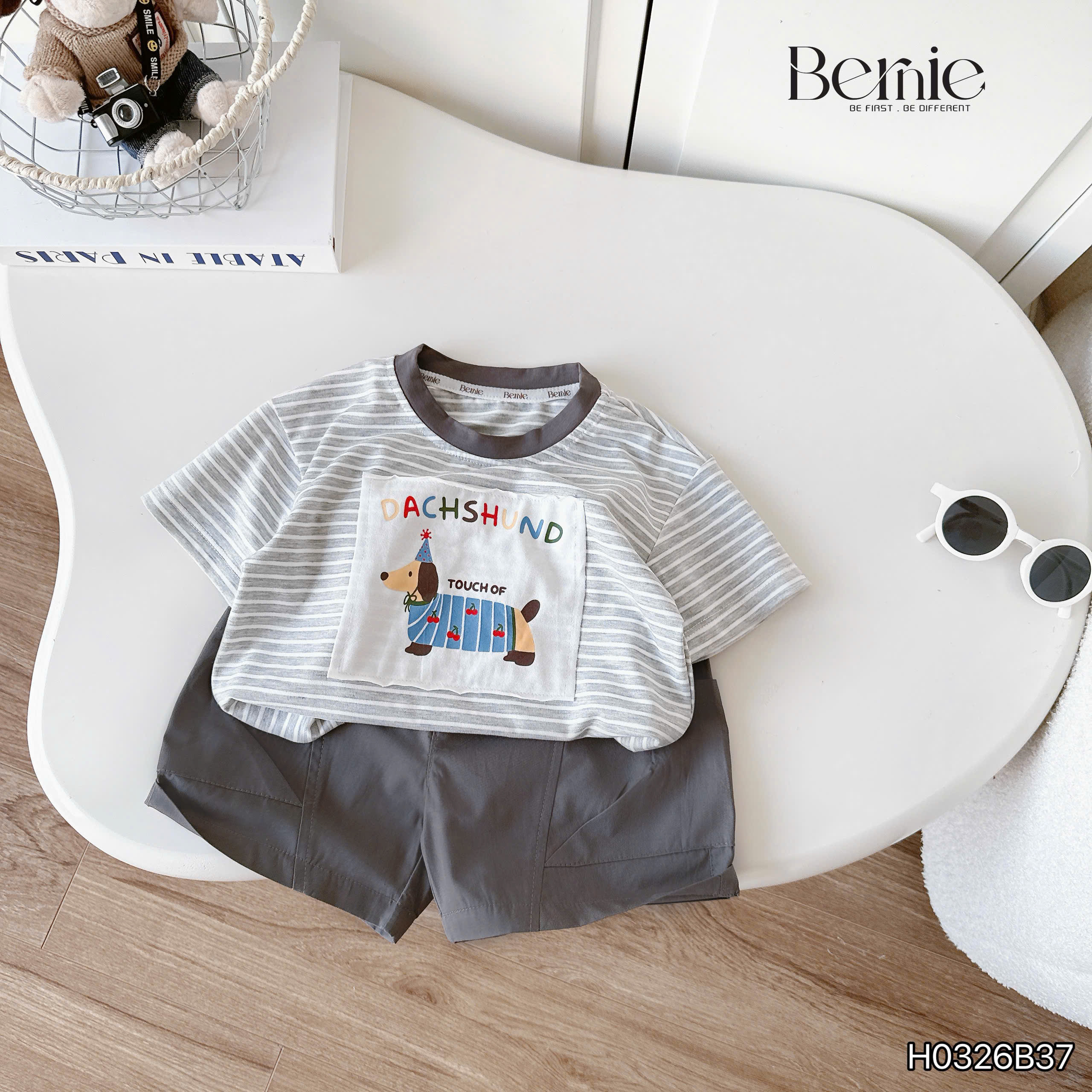 Bộ cộc kẻ Little Sausage Dog ri7 (80-140)