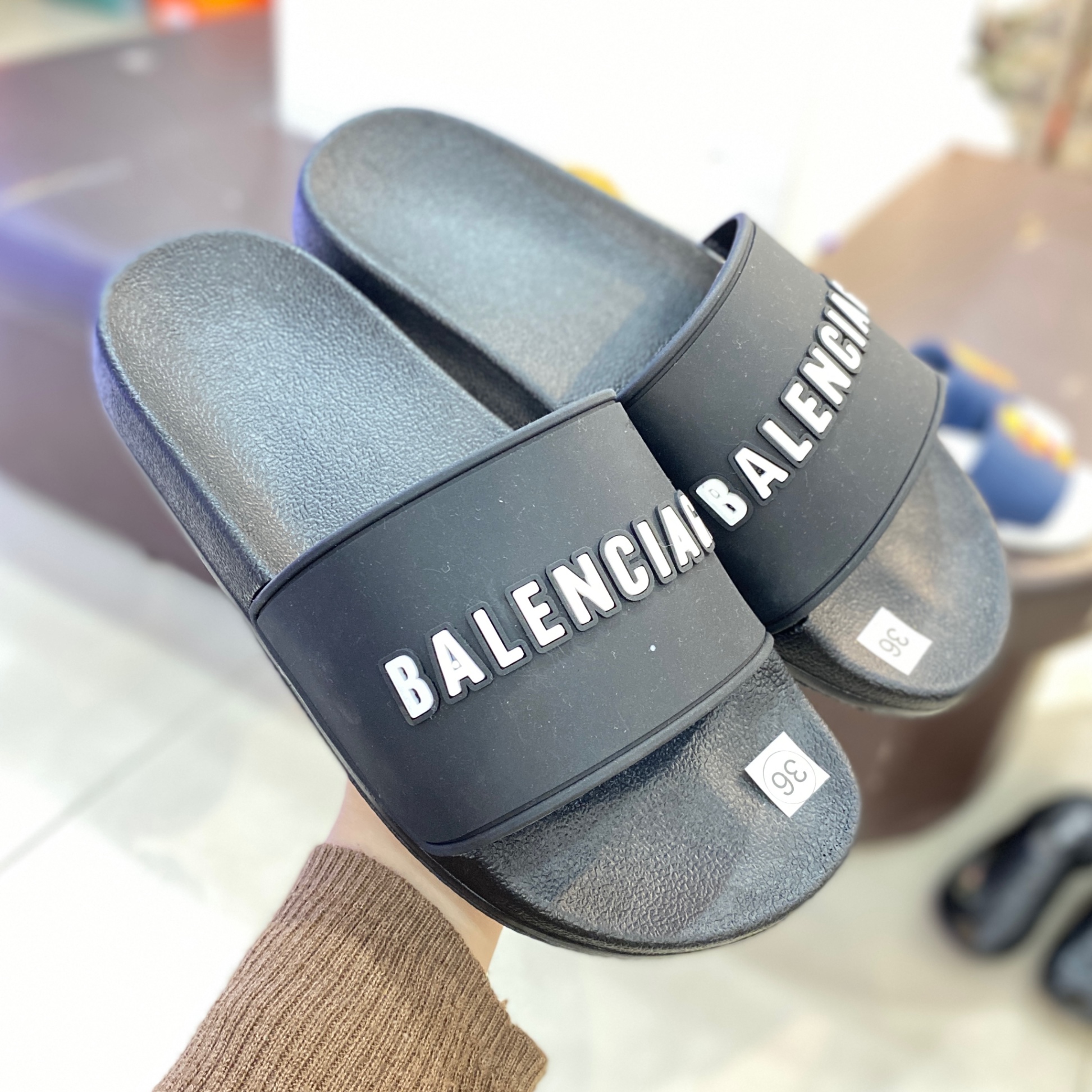 DLTE Balenciaga(27-39).DEN
