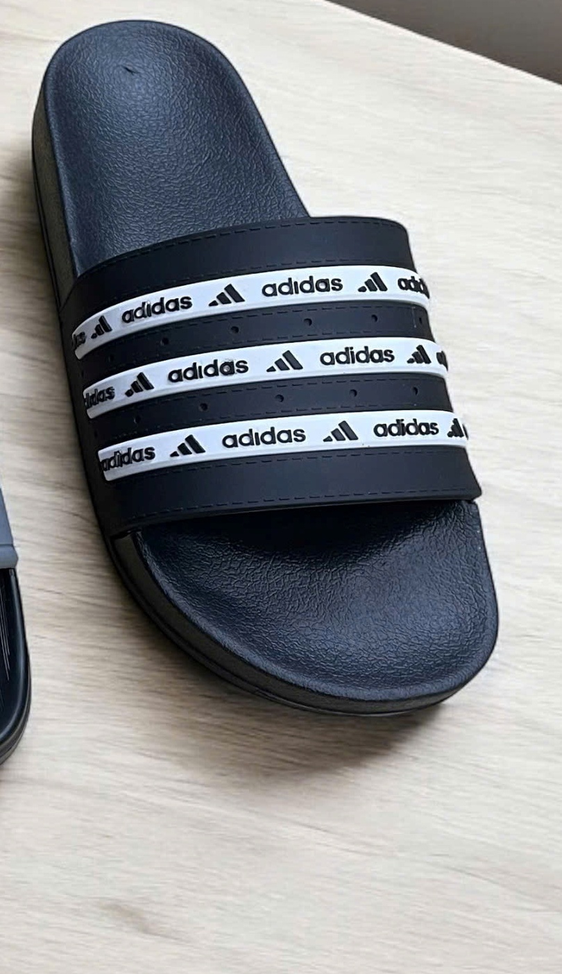 DLM ADIDAS.DETR