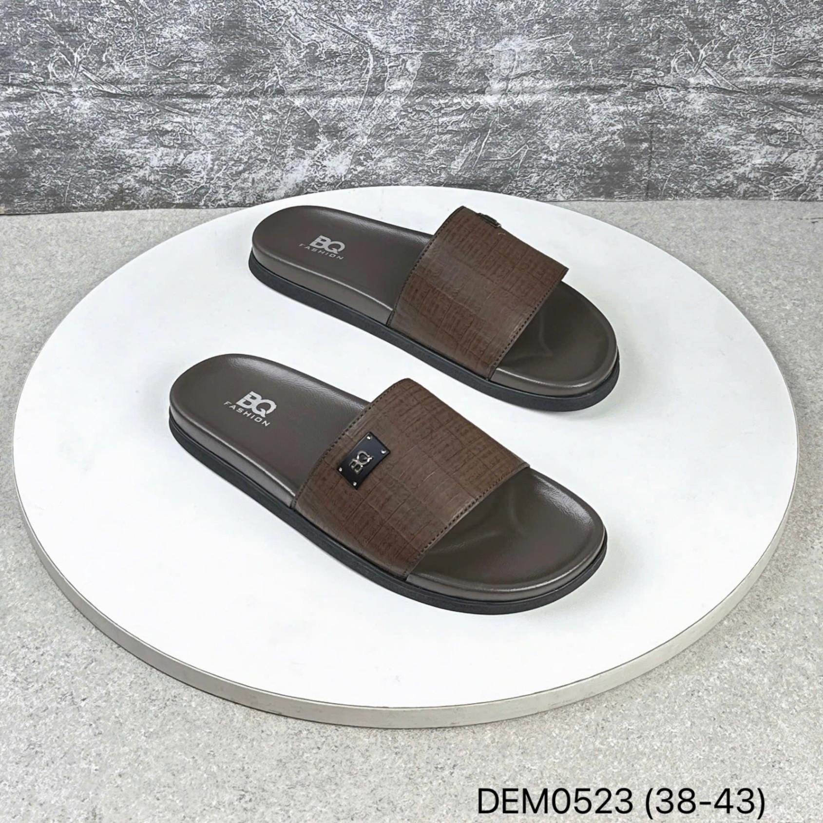 DLM DEM0523.NAU