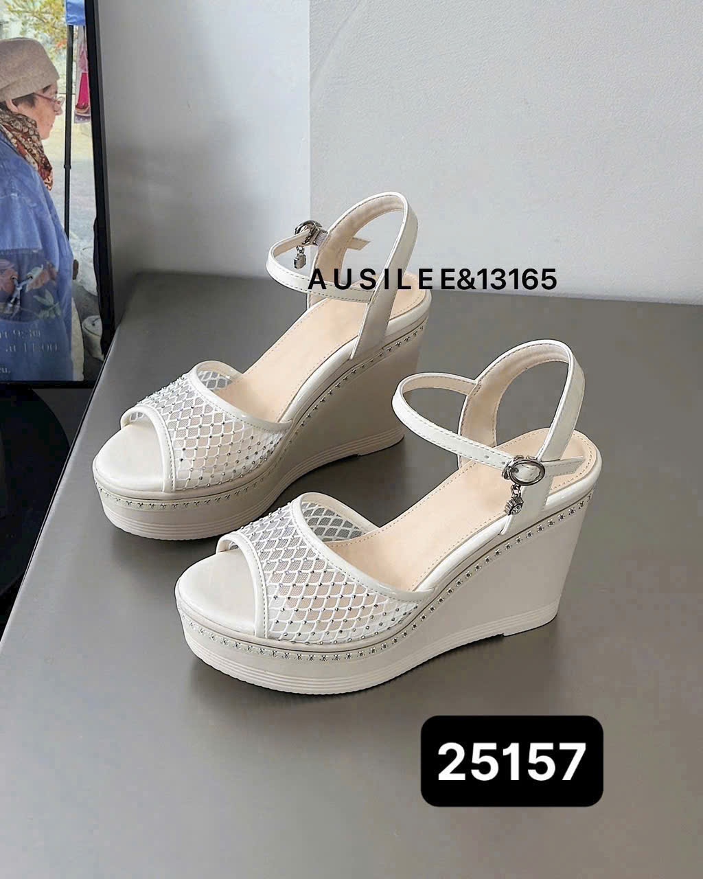 Sandal nữ 25157KEM
