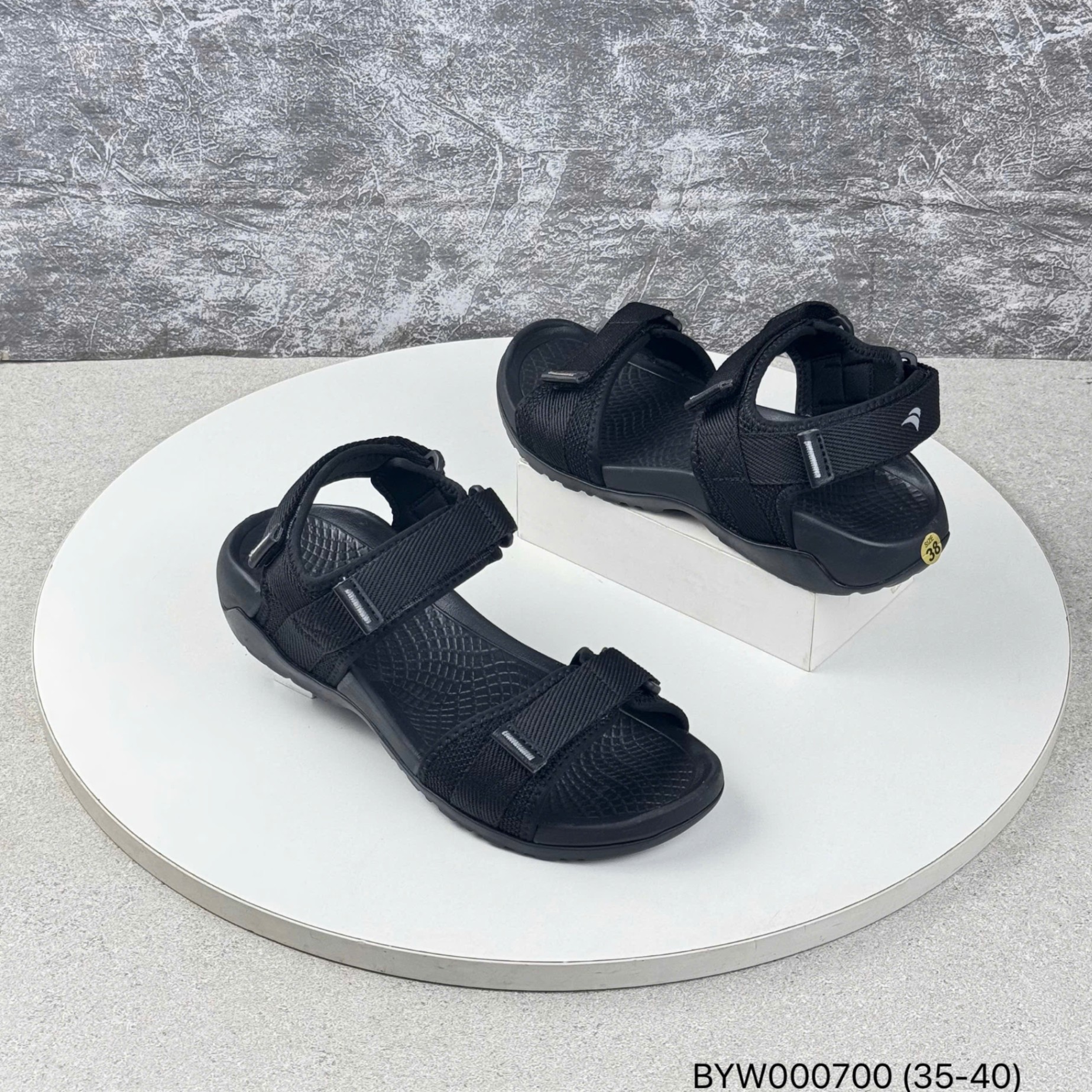 SDW BYW000700.DEN