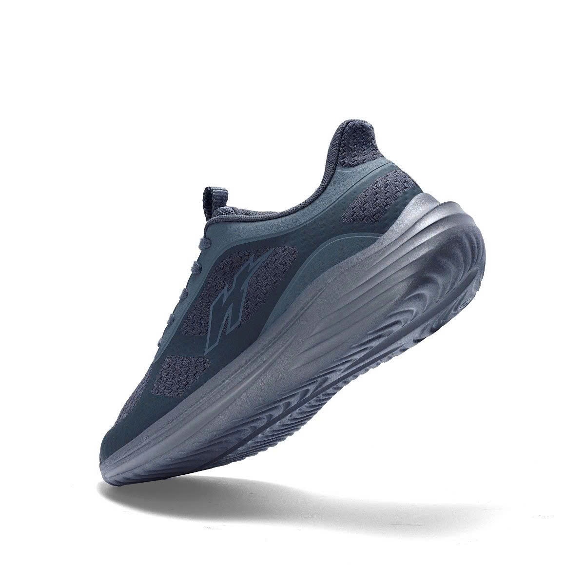 Giày thể thao Bitis Hunter HSM013000.XAM