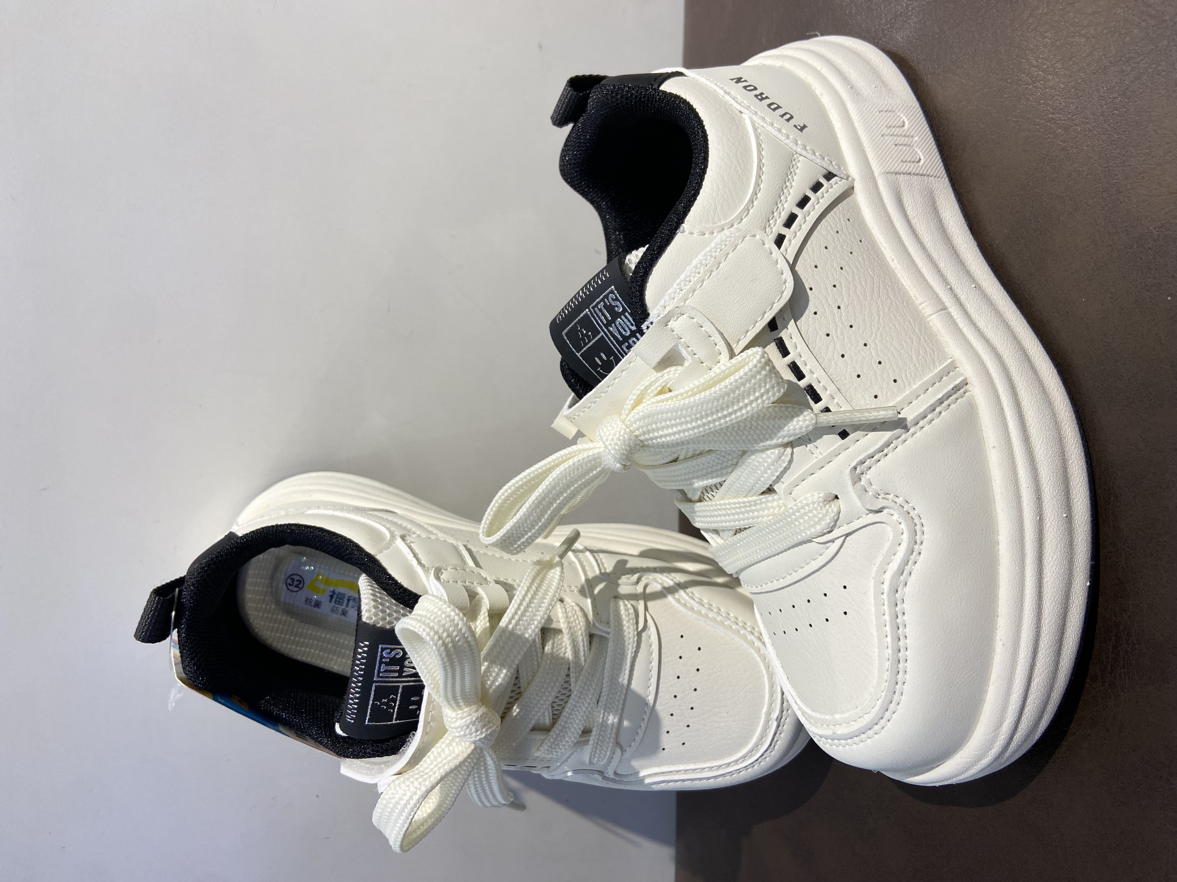 Giày thể thao TE FL-0907(38-42).DEN