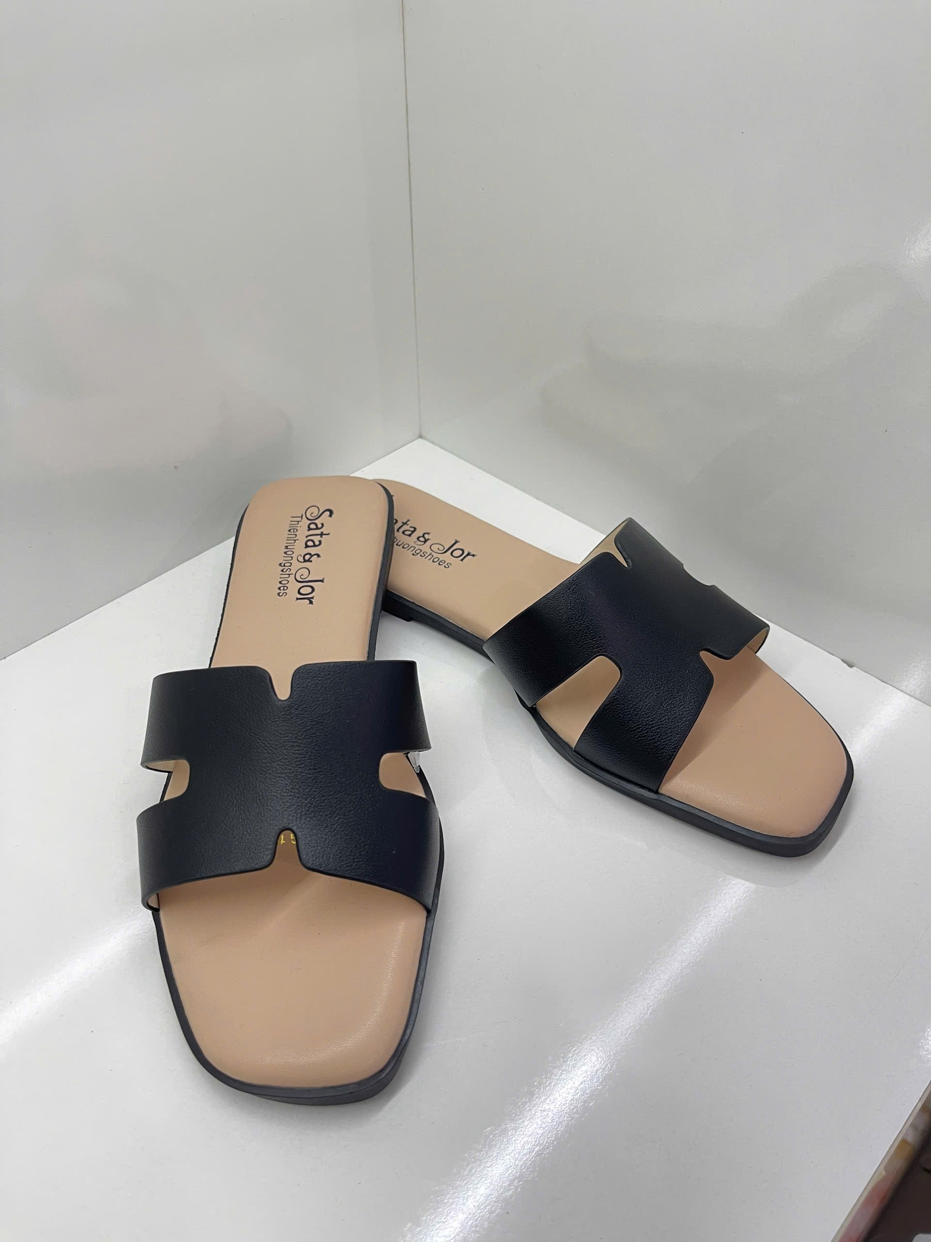 Dép nữ THG10086.DEN