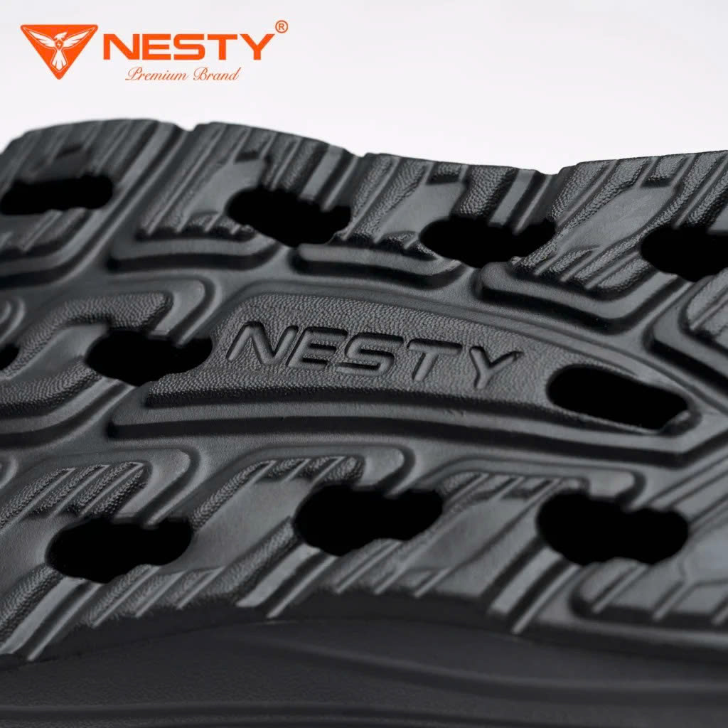 Dép 2 quai khoá cài đế cao 6cm NESTY NE63.NAU