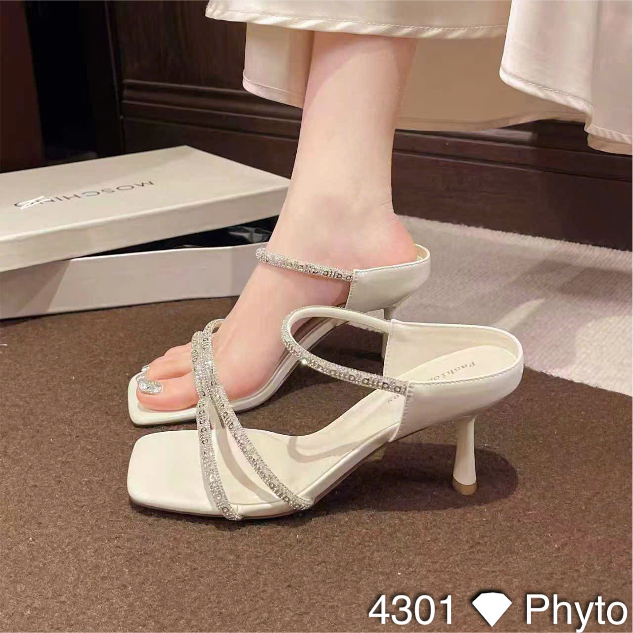 Dép nữ PHYTO 4301.KEM