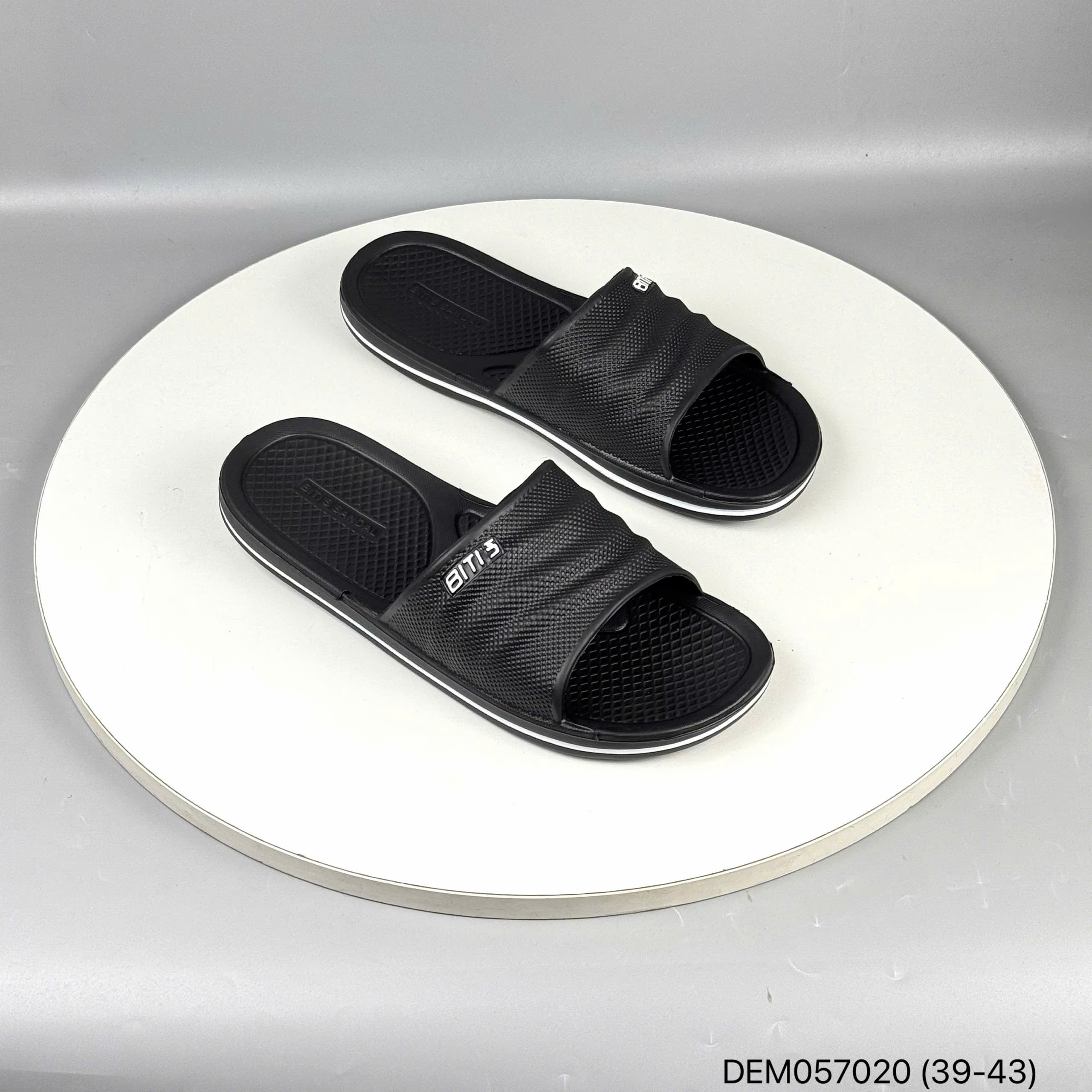 DLM DEM057020.DEN