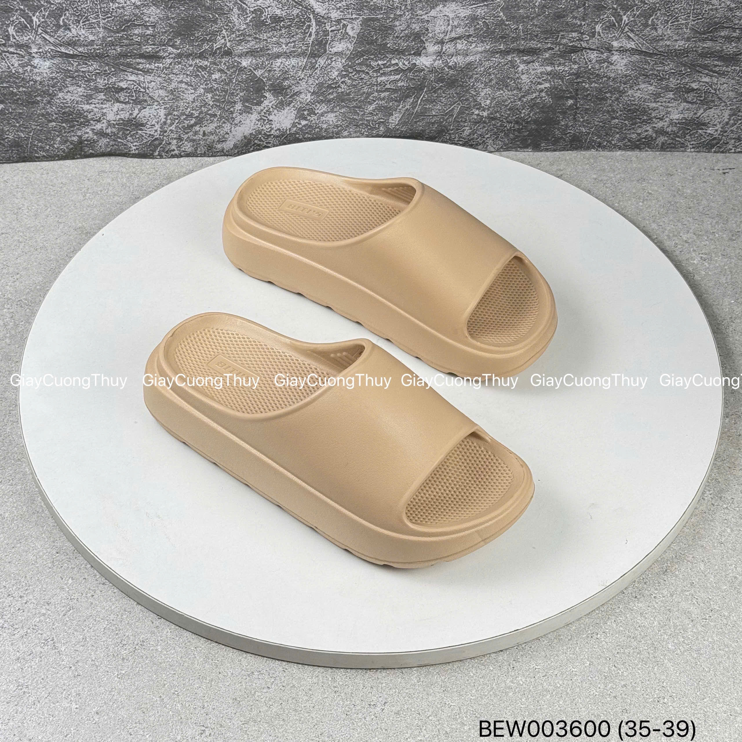 Dép nữ Bitis BEW003600KED
