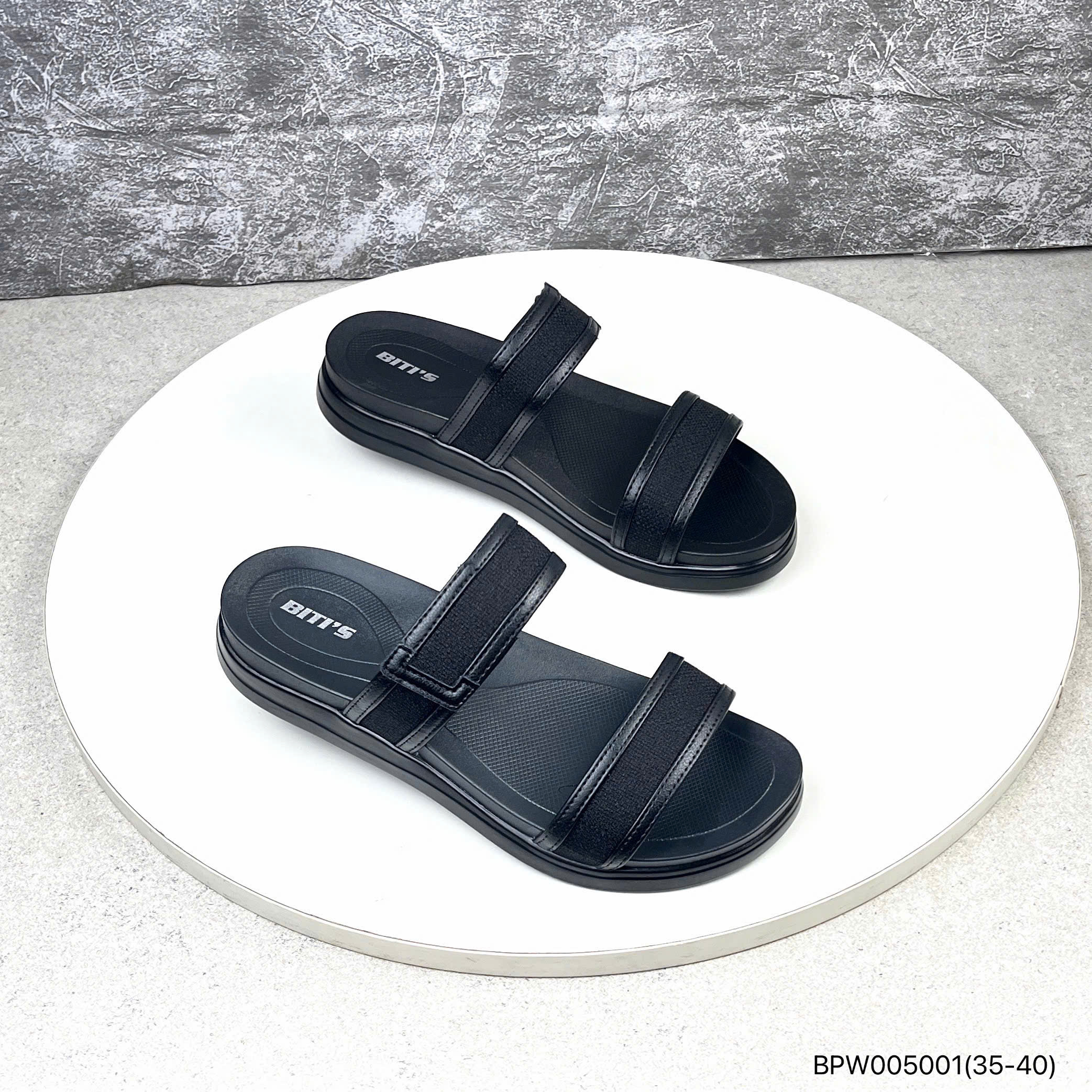 Dép nữ Bitis BPW005001DEN