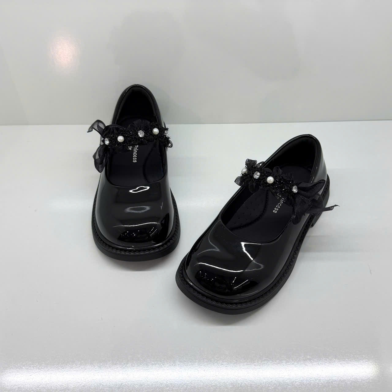 Giày bệt bé gái 26700(26-36).DEN