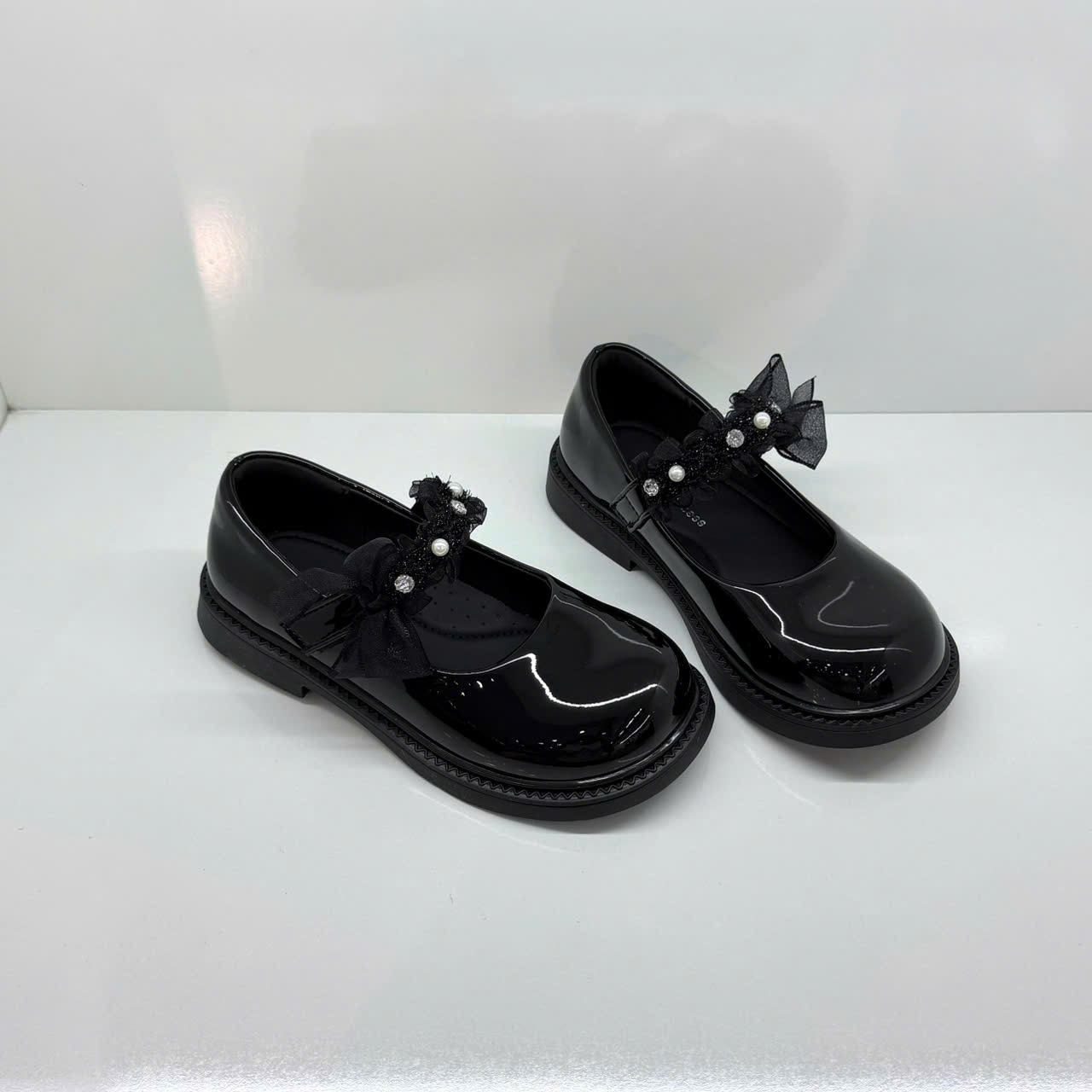 Giày bệt bé gái 26700(26-36).DEN