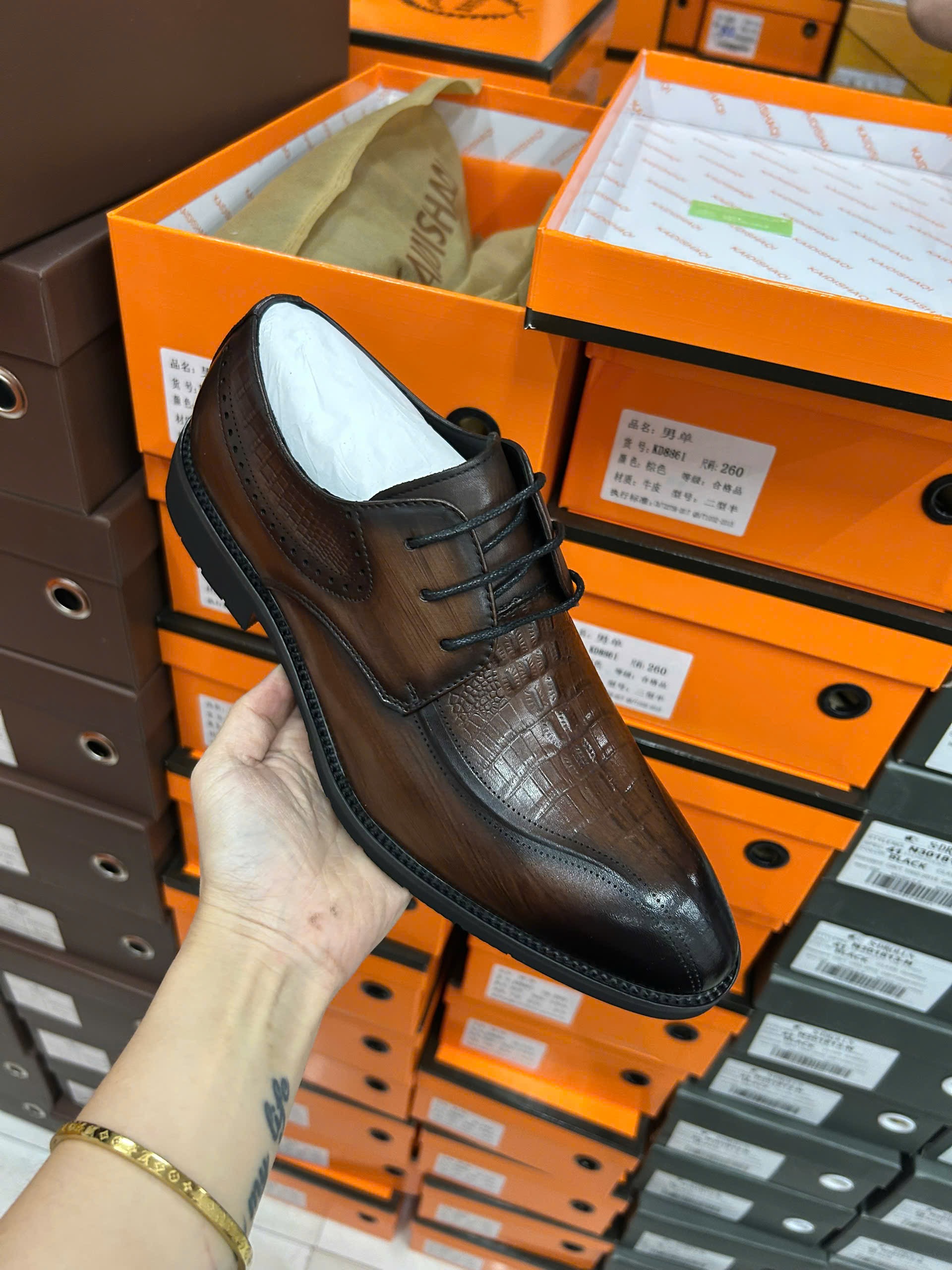 Giày nam KD8861.NAU