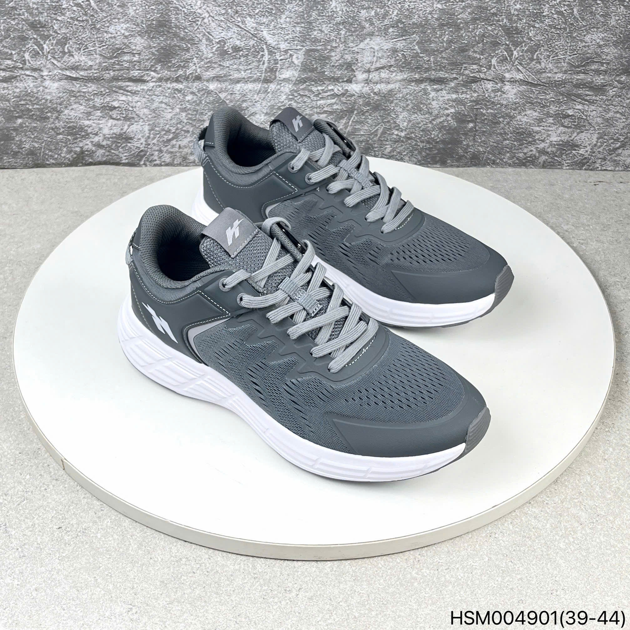 Giày thể thao BITIS HSM004901.XAD
