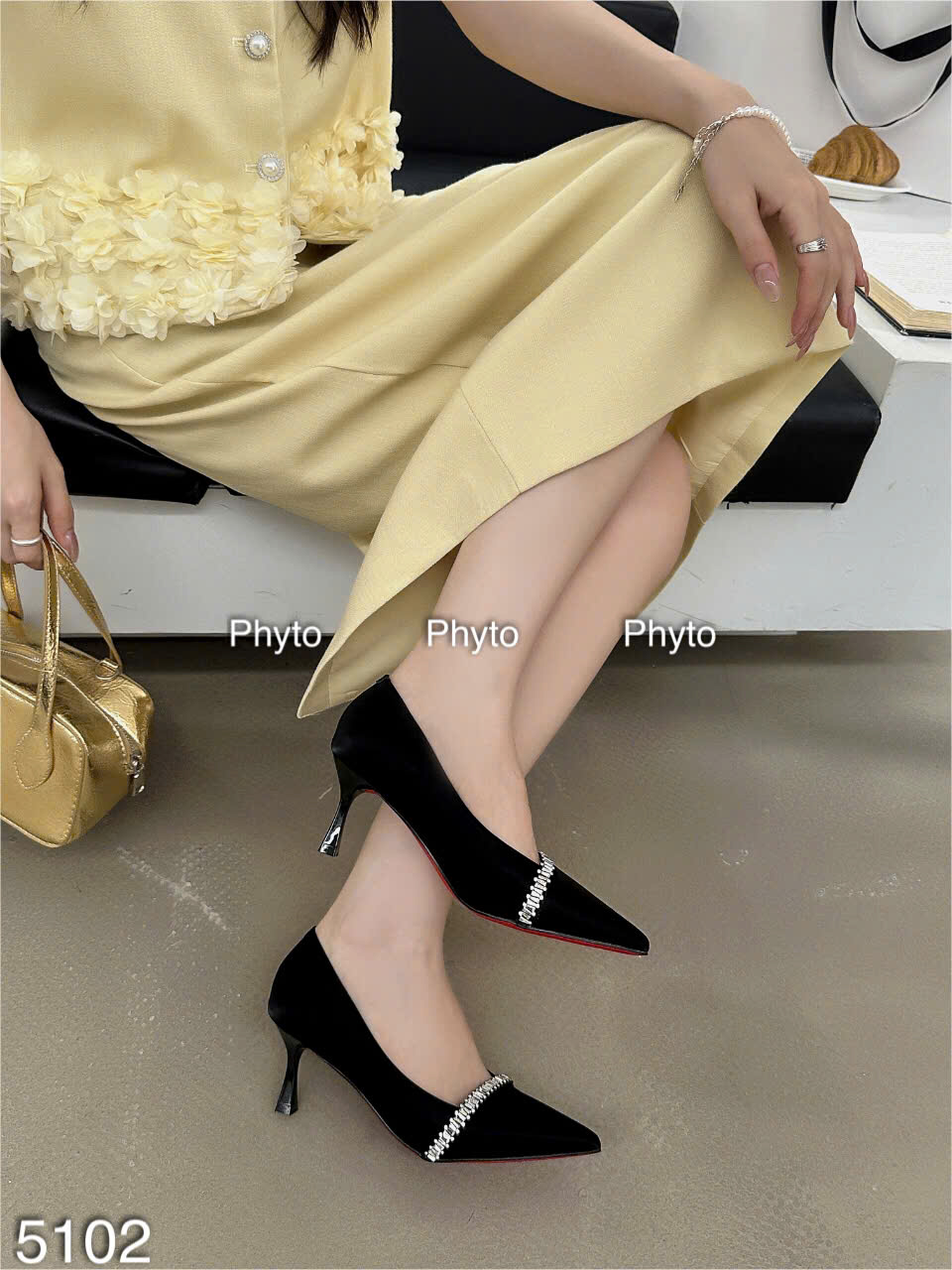 Giày nữ 5102KEM