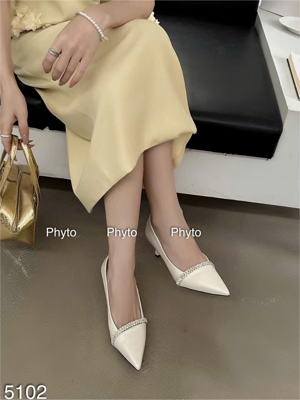 Giày nữ 5102KEM