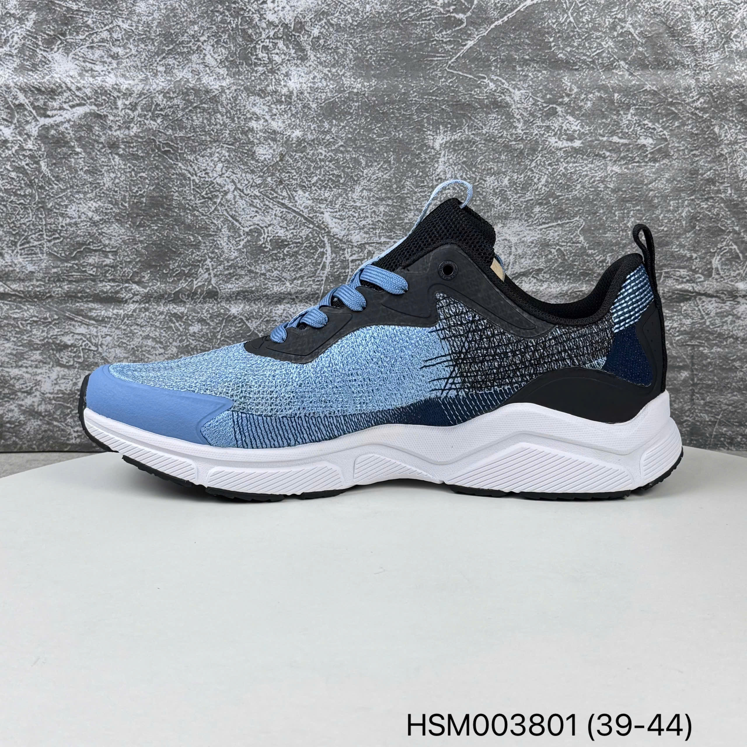 Giày thể thao nam Bitis HSM003801XNH