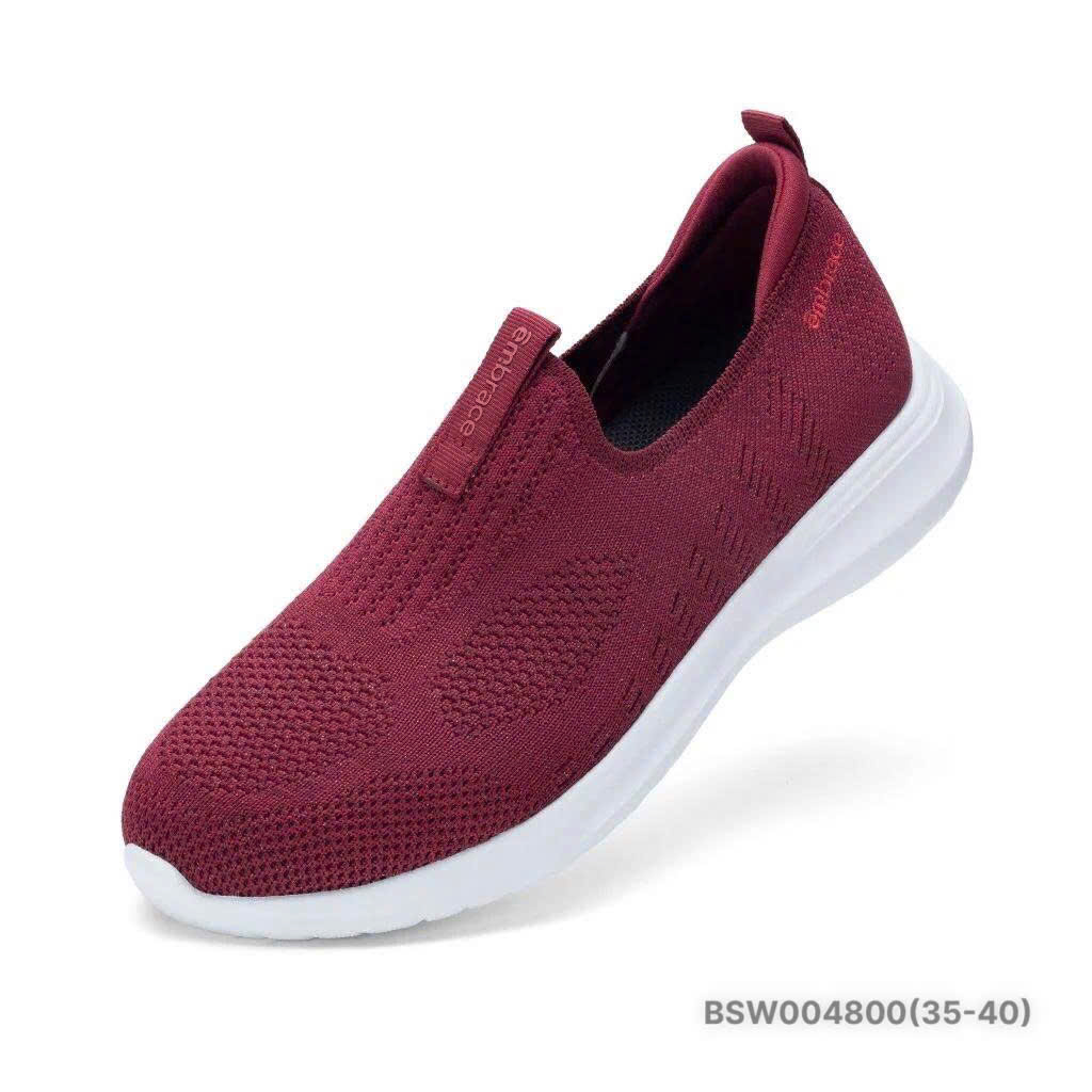 Giày thể thao nữ Bitis BSW004800DOO