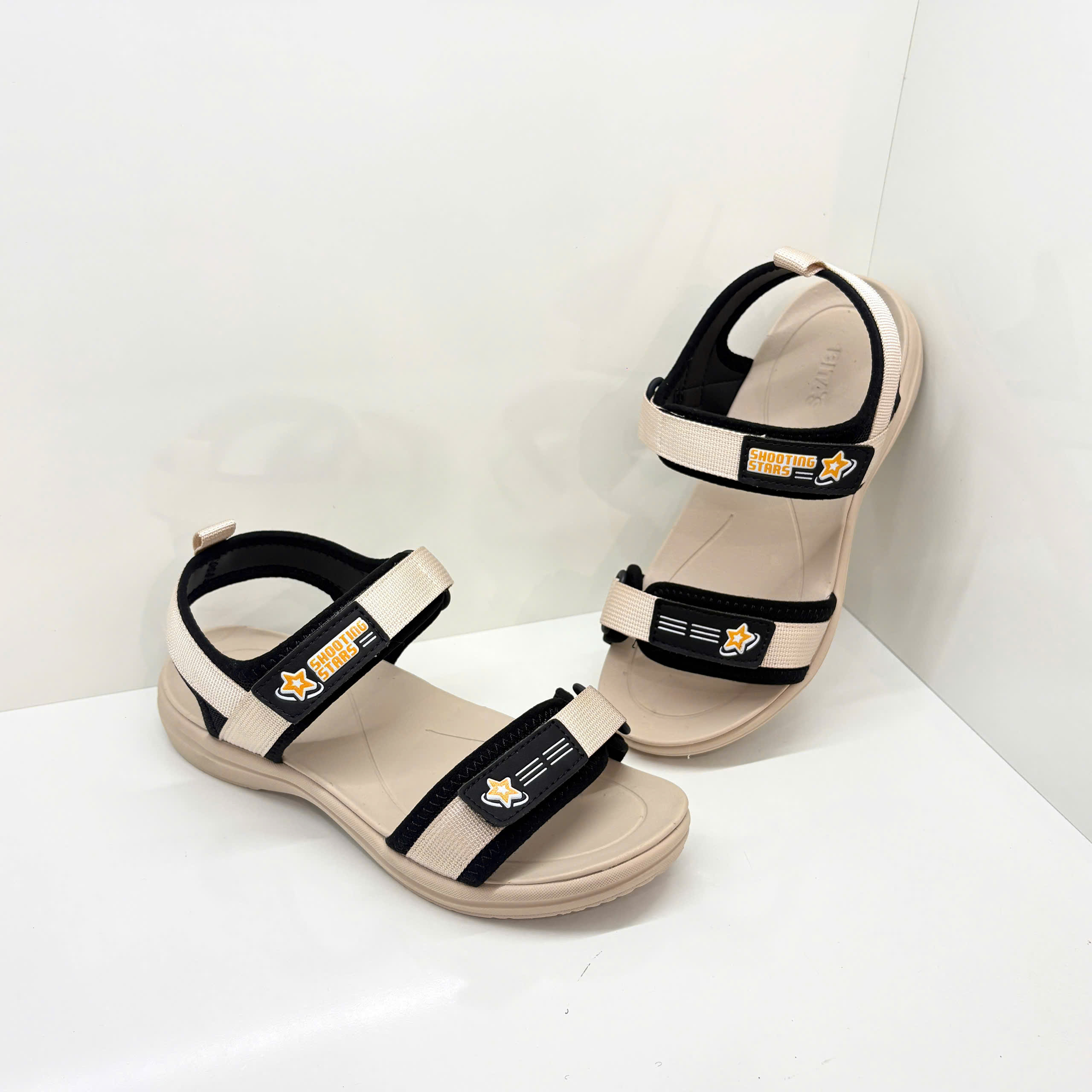 Sandal đế bằng bé gái Bita's SEFYG13.KEM