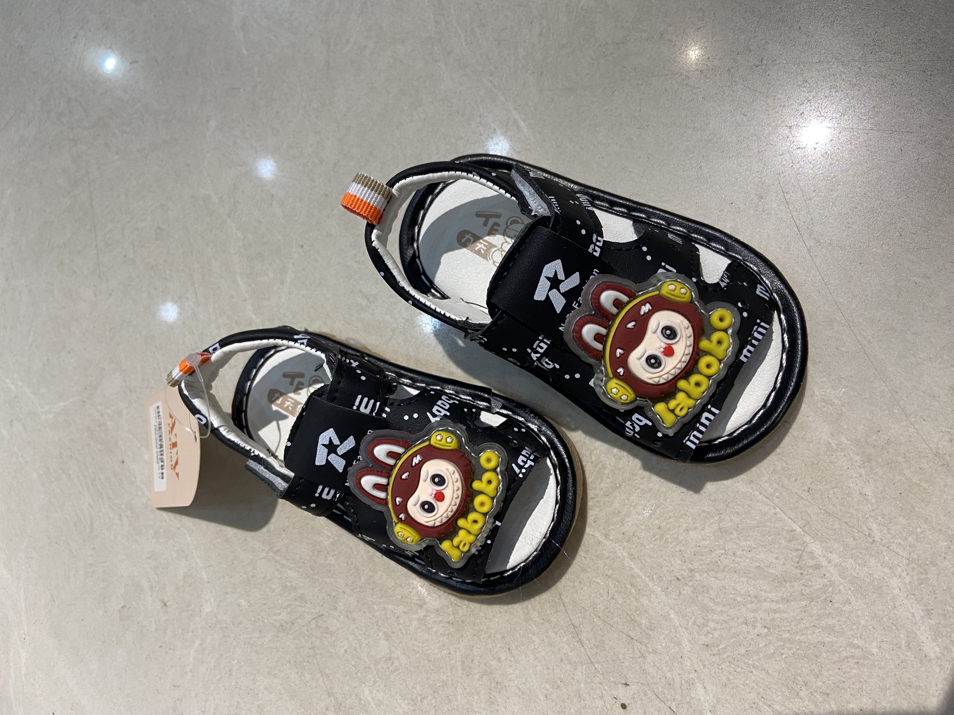 Sandal bé trai 022(17-21).DEN