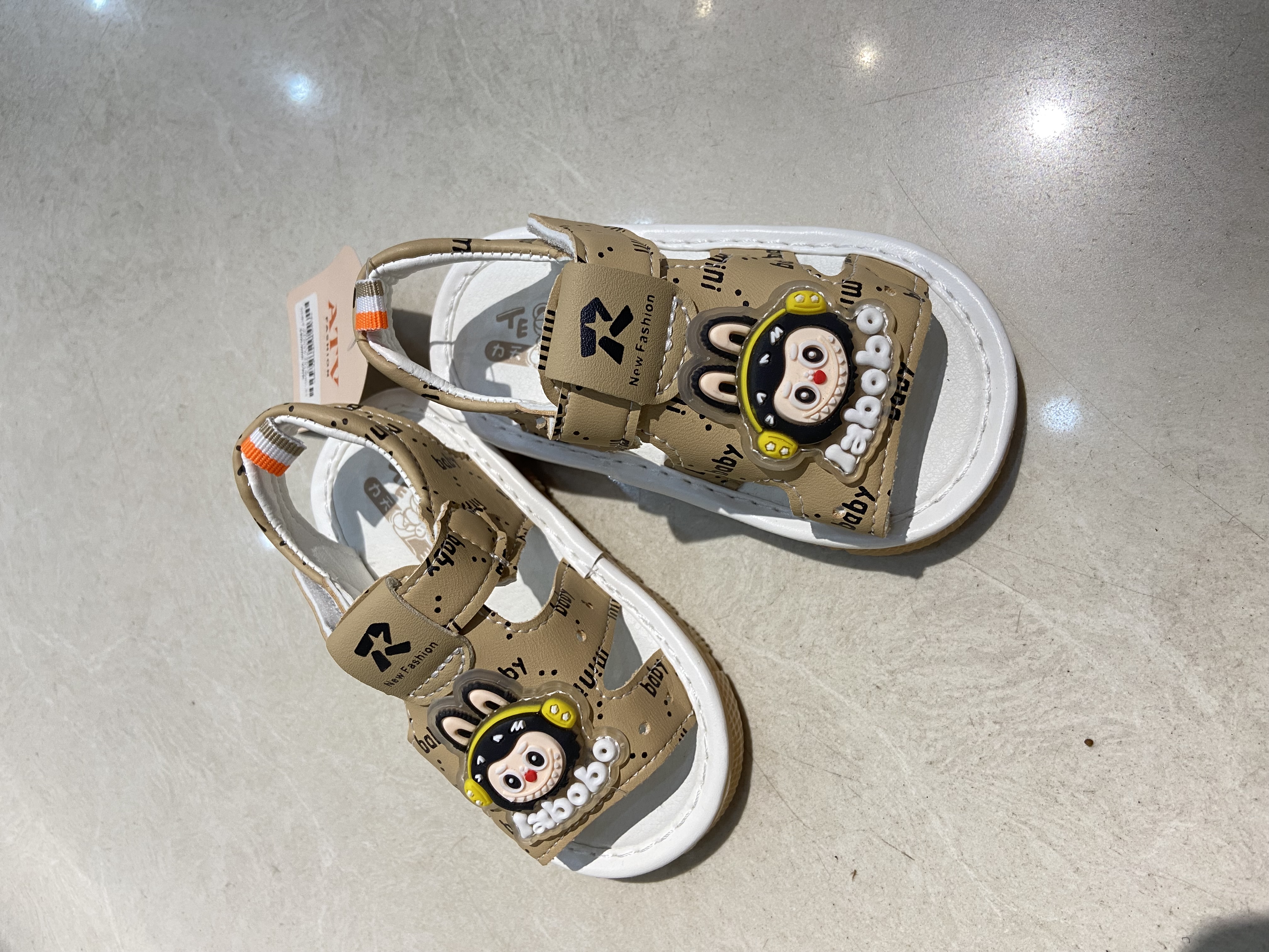 Sandal bé trai 022(17-21).NAU
