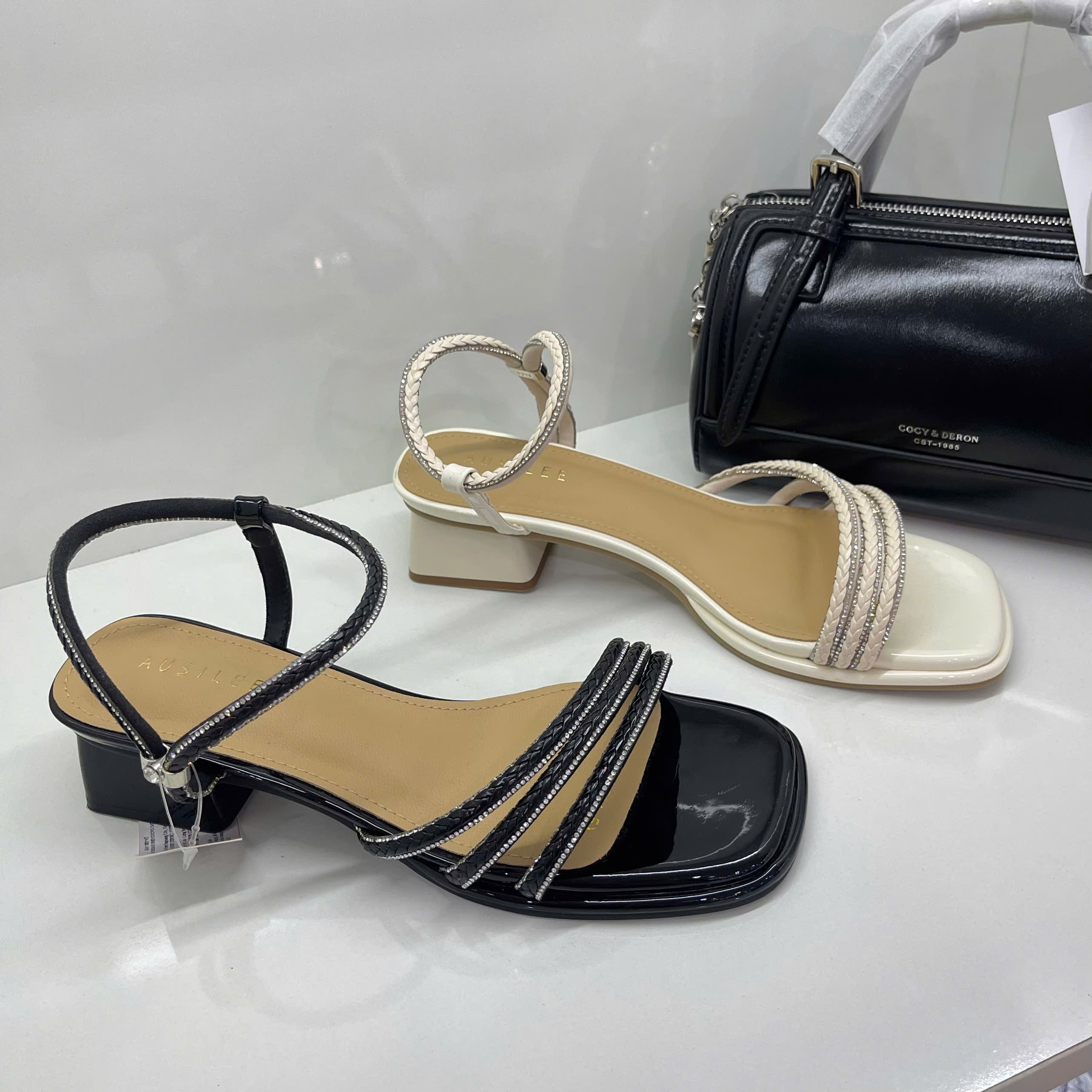 Sandal nữ 13510.DEN