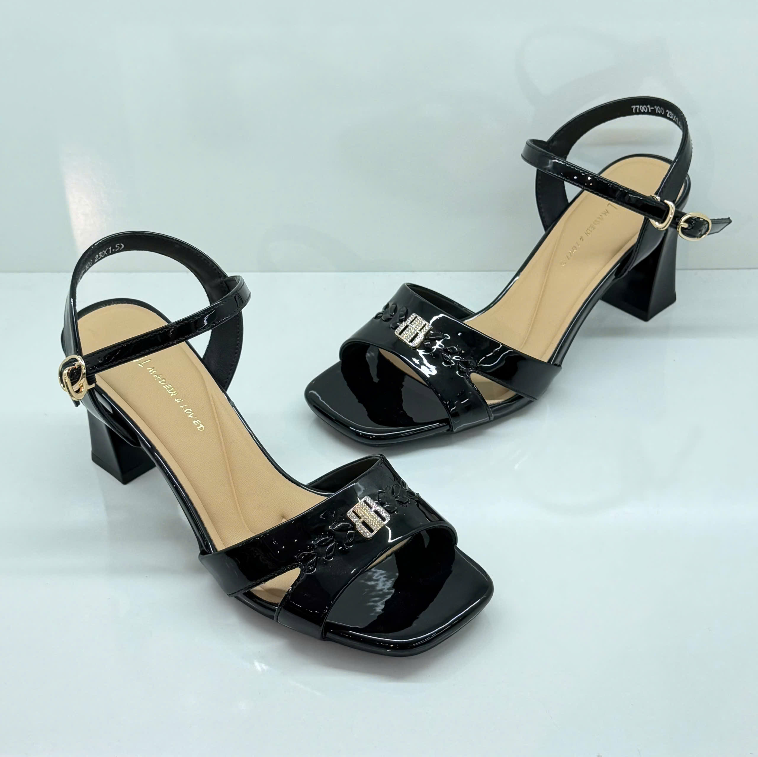 Sandal nữ 77001-100.DEN