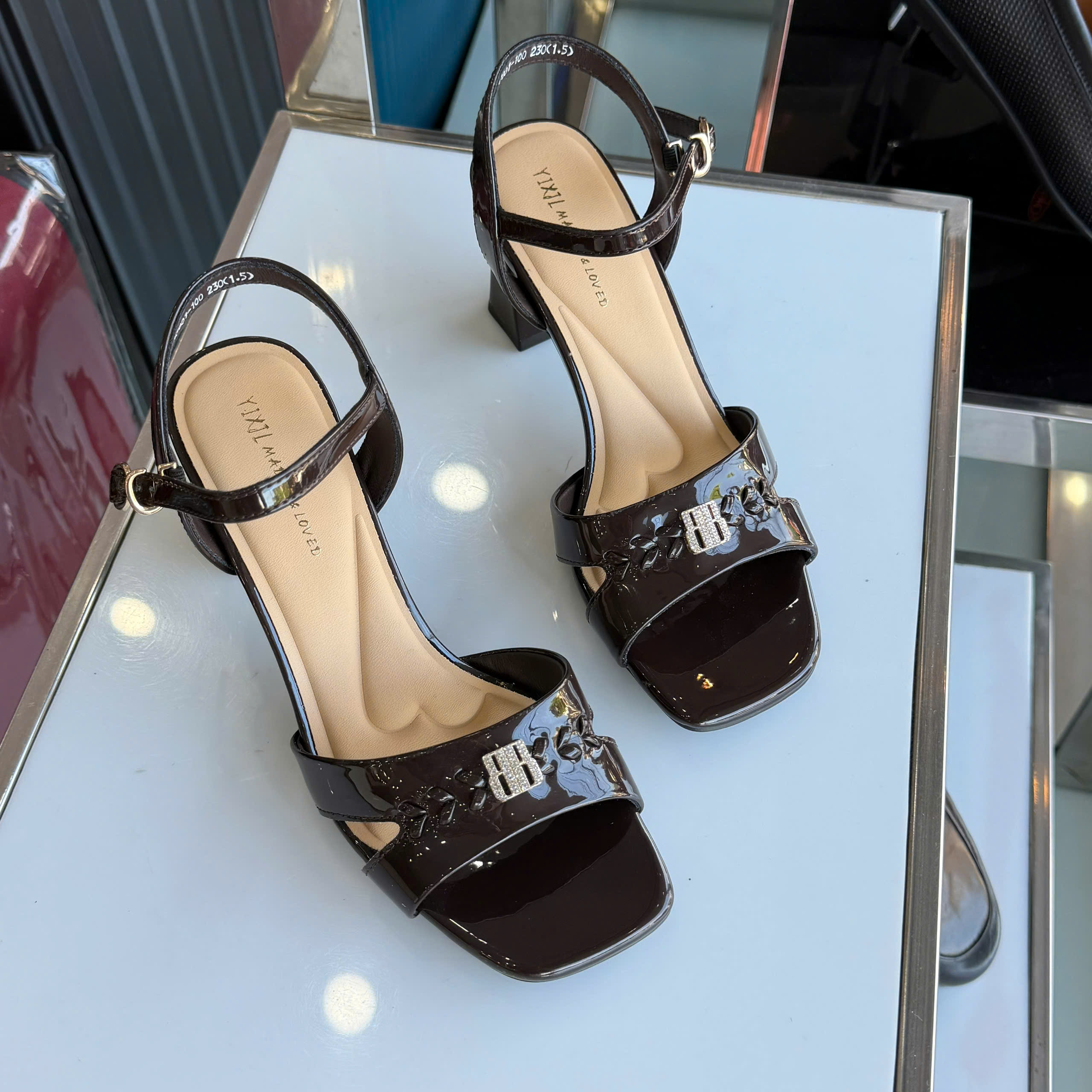 Sandal nữ 77001-100.NAU
