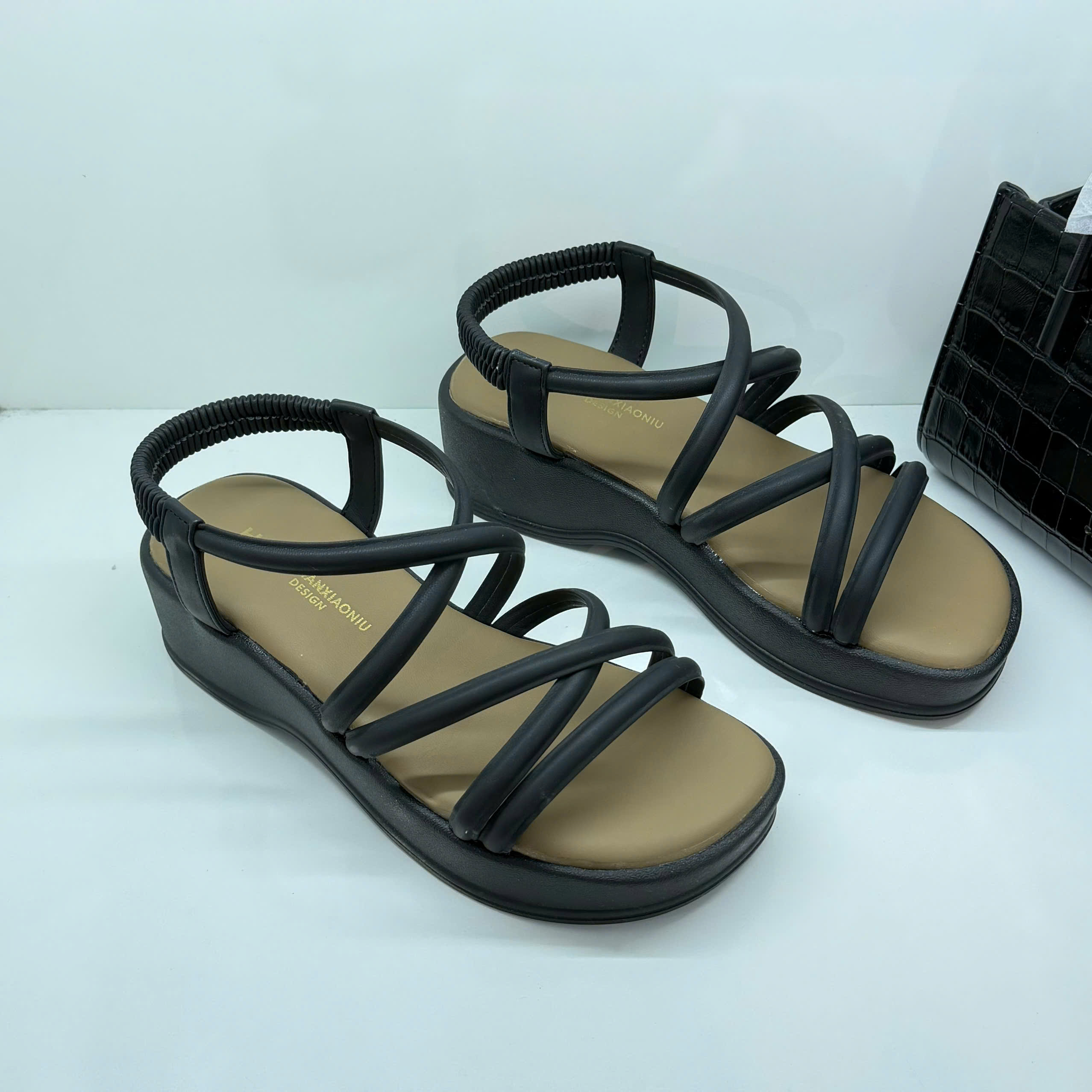 Sandal nữ 1995.DEN