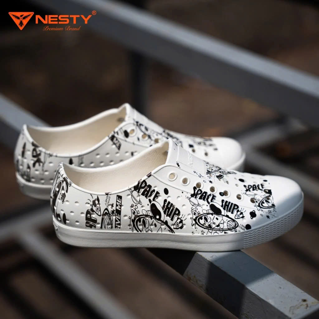 Giày Snesker in hoạ tiết NESTY NE40-9.KEM
