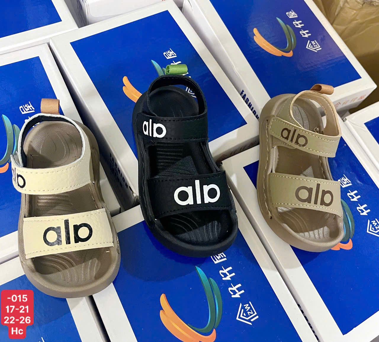 Sandal bé trai 015(17-26).DEN