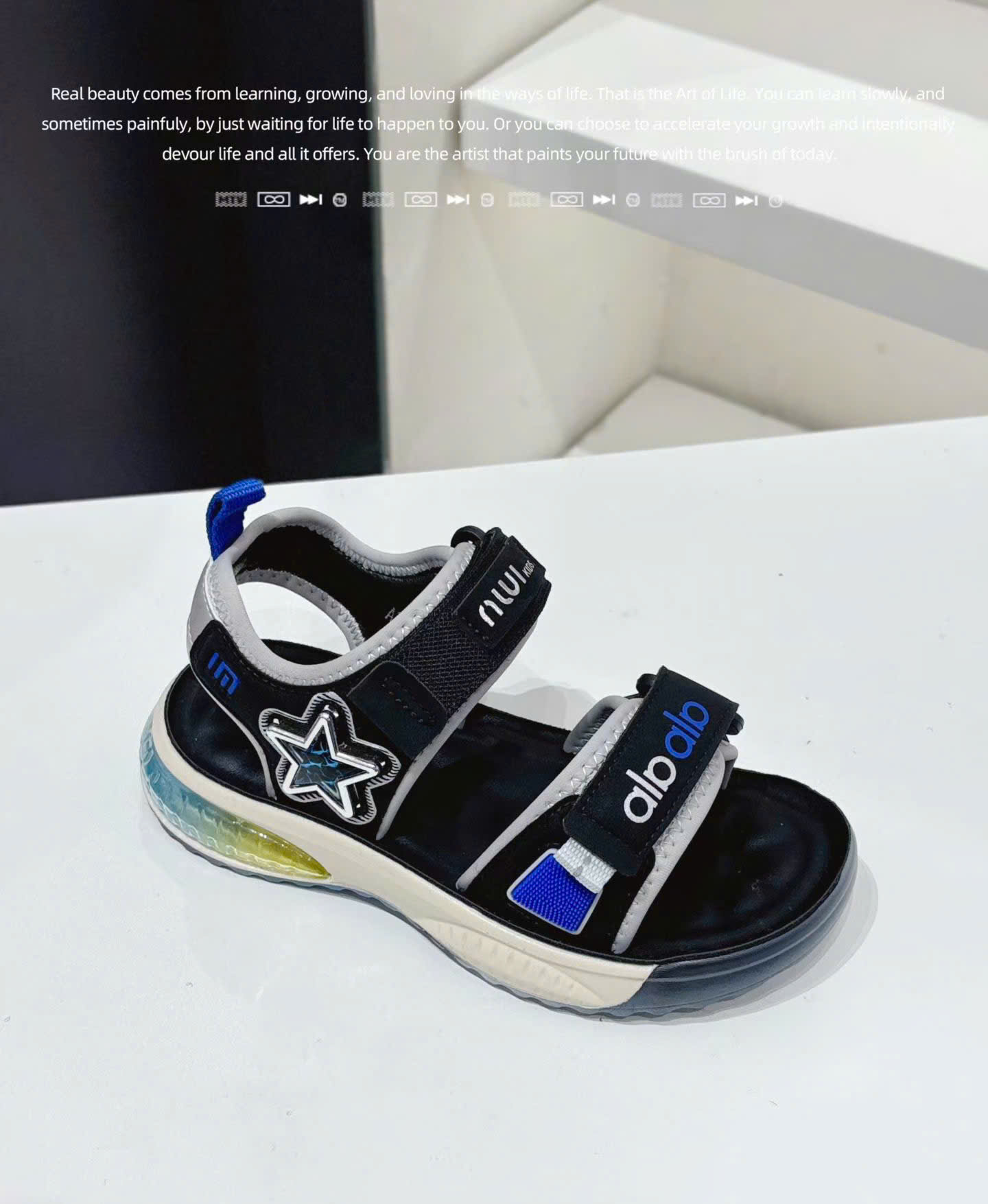Sandal bé trai 2601(26-37).DEN