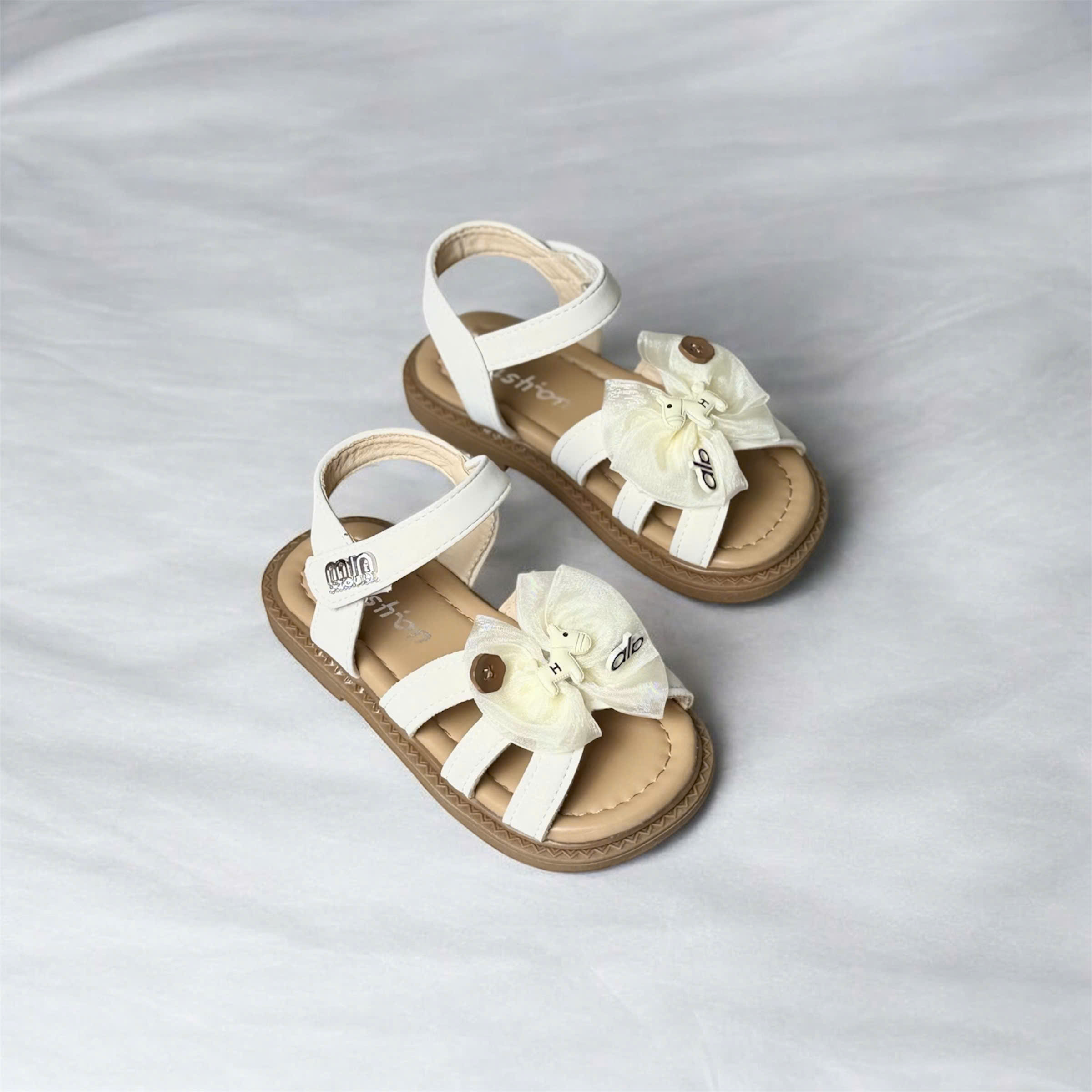 Sandal bé gái 2613(22-26).KEM