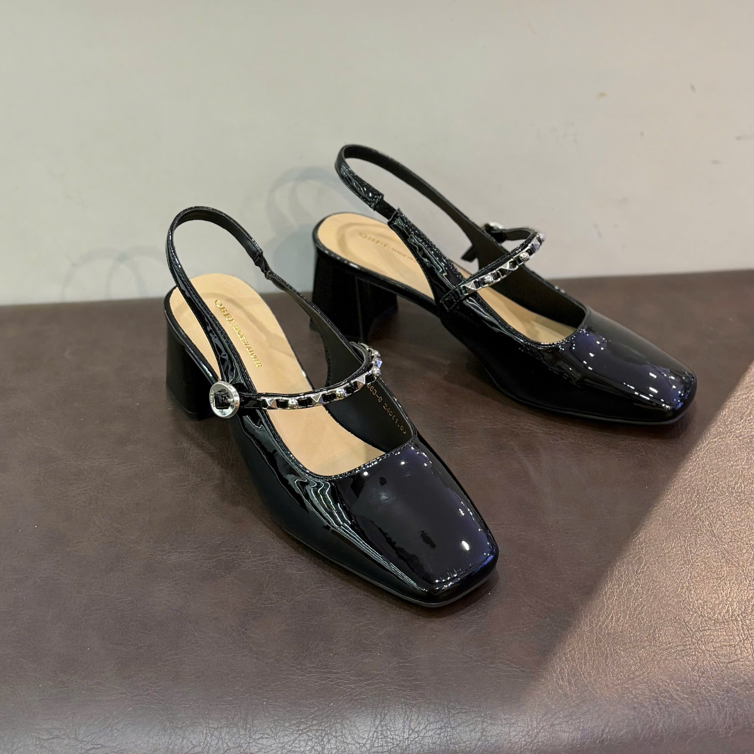Sandal nữ 263-9.DEN
