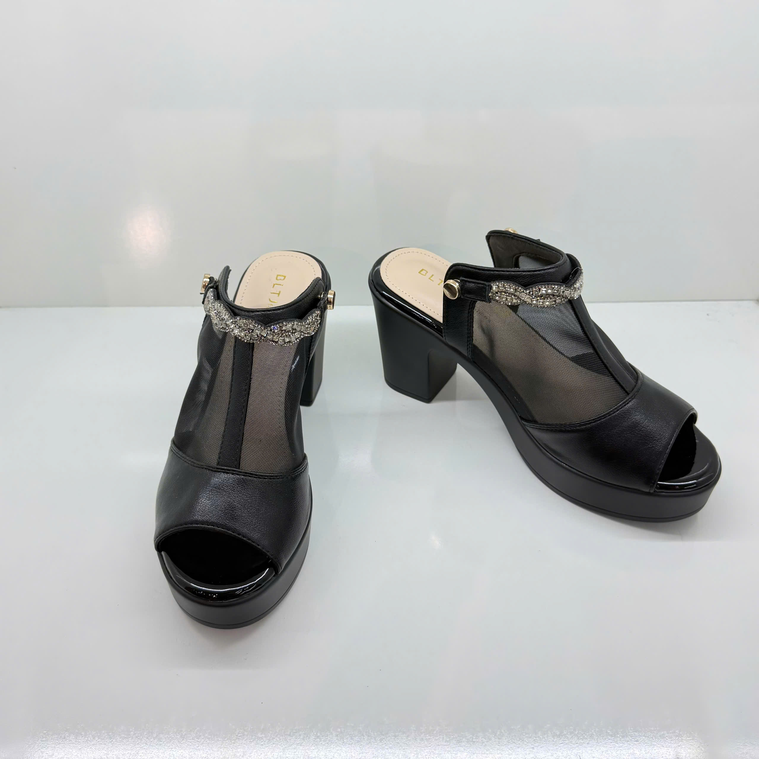 Sandal nữ 533-26.DEN