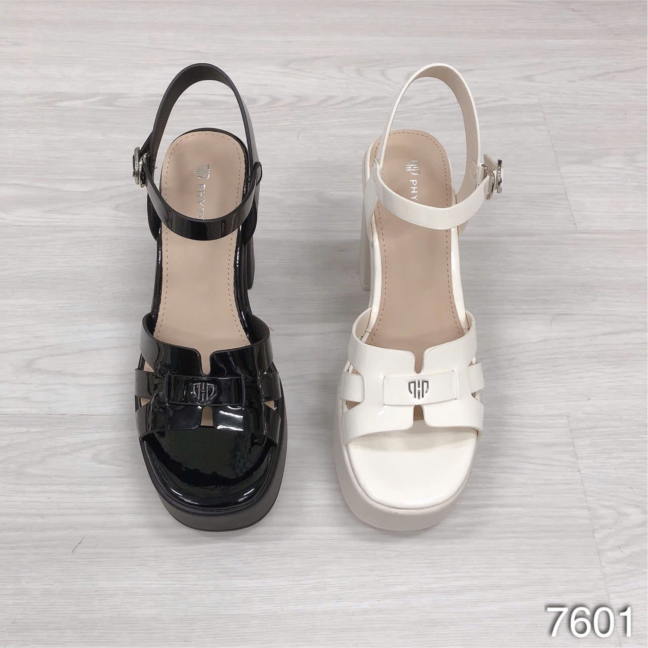 Sandal nữ PHYTO 7601.DEN