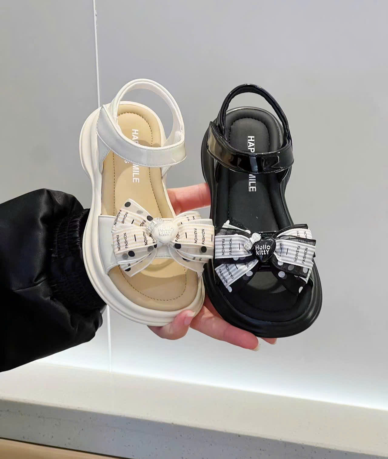 Sandal bé gái 808(27-37).KEM