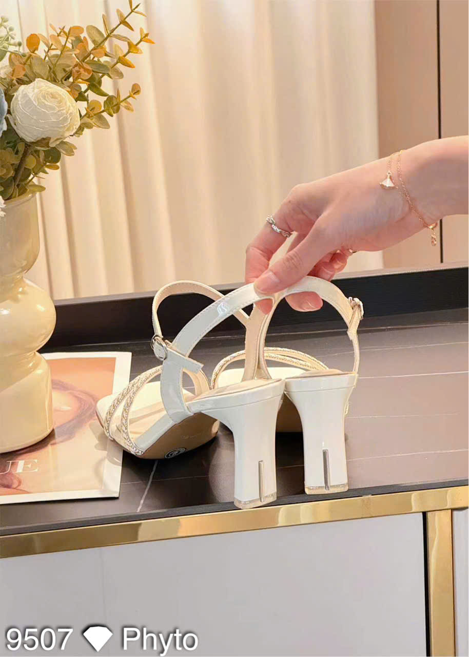 Sandal nữ PHYTO 9507.KEM