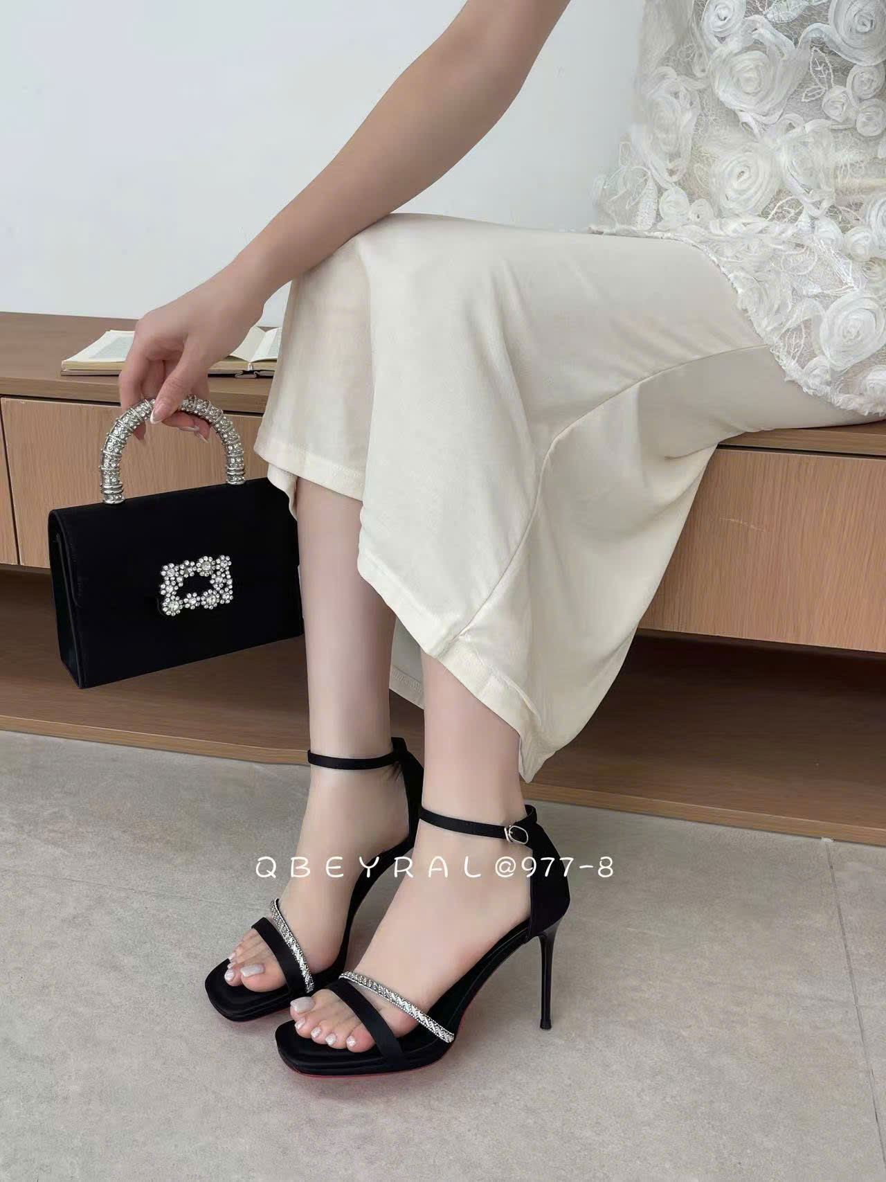 Sandal nữ M977-8.DEN