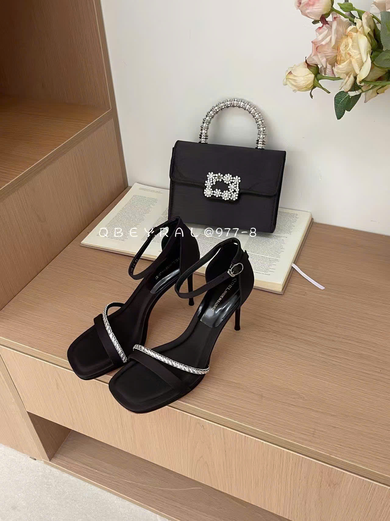 Sandal nữ M977-8.DEN