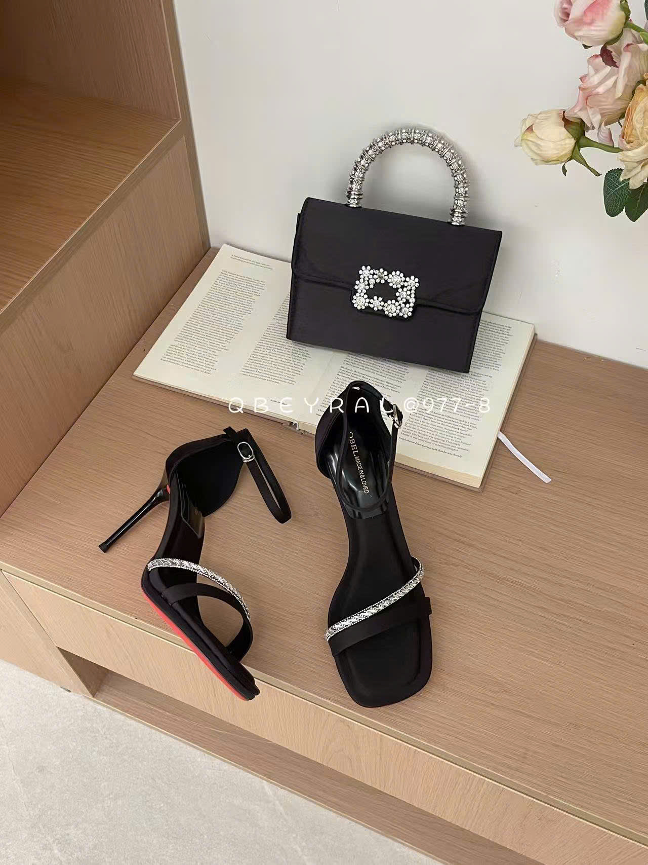 Sandal nữ M977-8.DEN