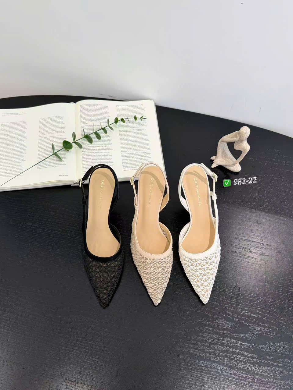 Sandal nữ M983-22.DEN