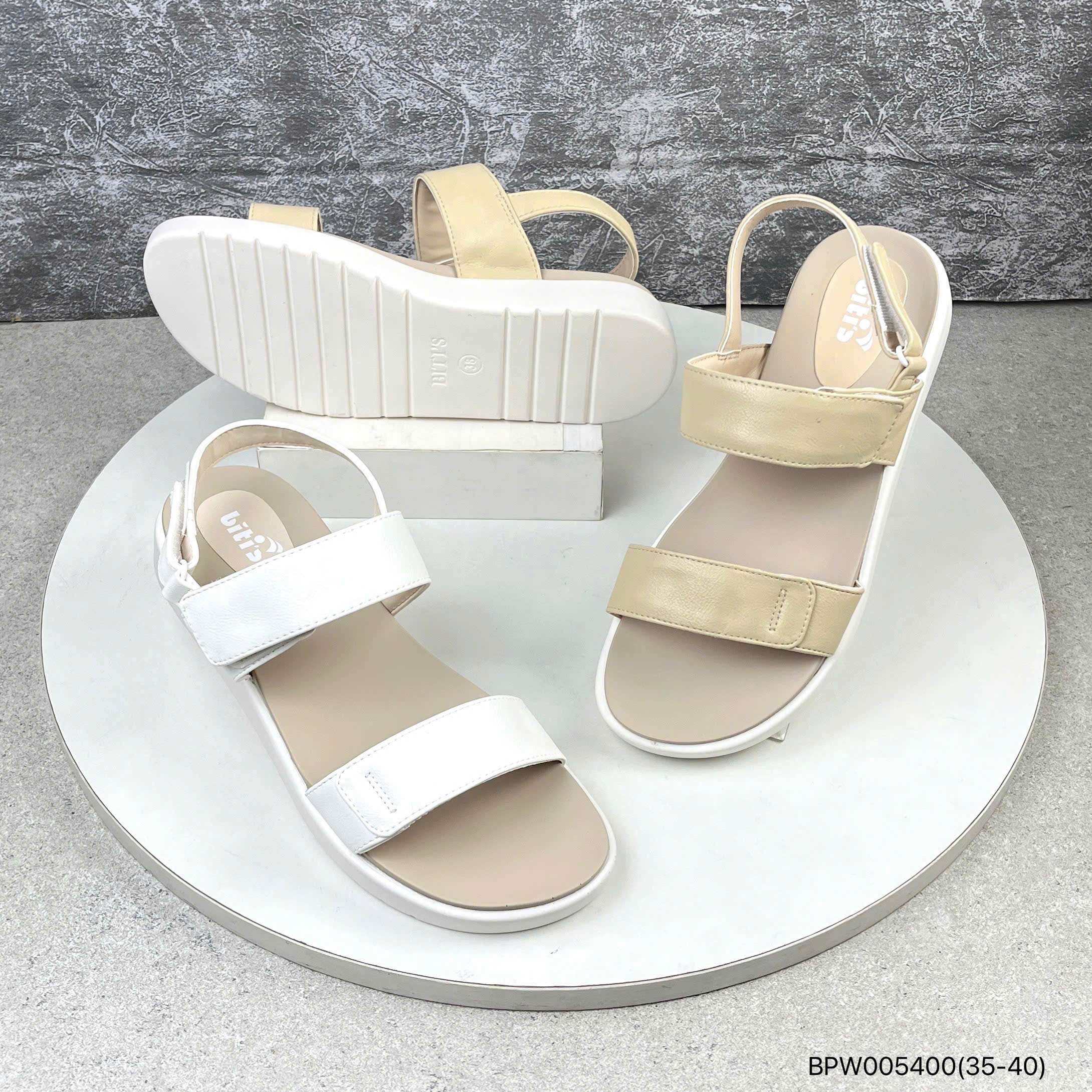 Sandal nữ Bitis BPW005400KEM