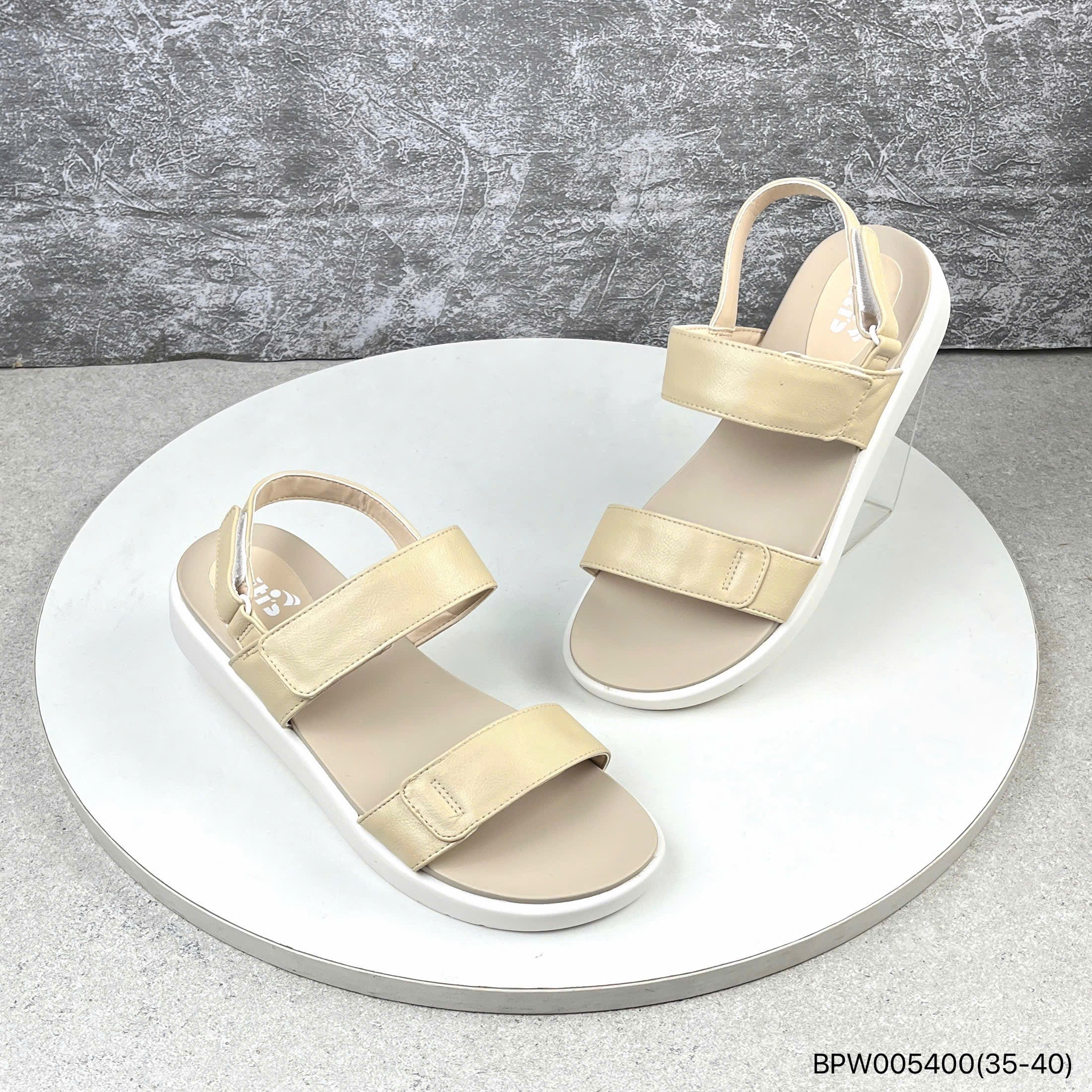 Sandal nữ Bitis BPW005400KEM