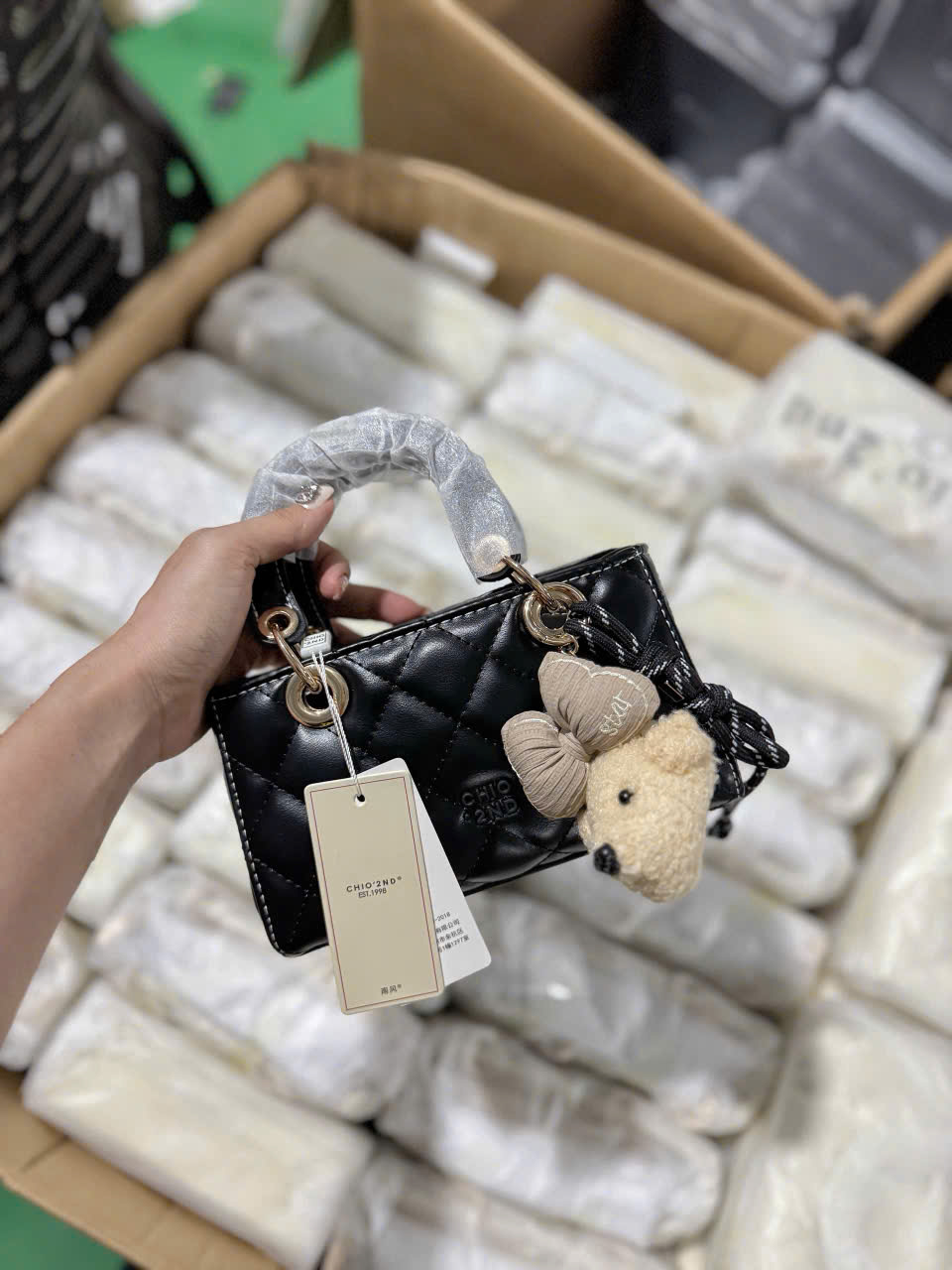 TUW chio X0167 remake dior tem vuông
