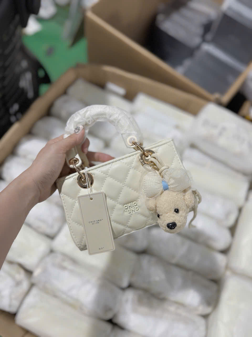 TUW chio X0167 remake dior tem vuông